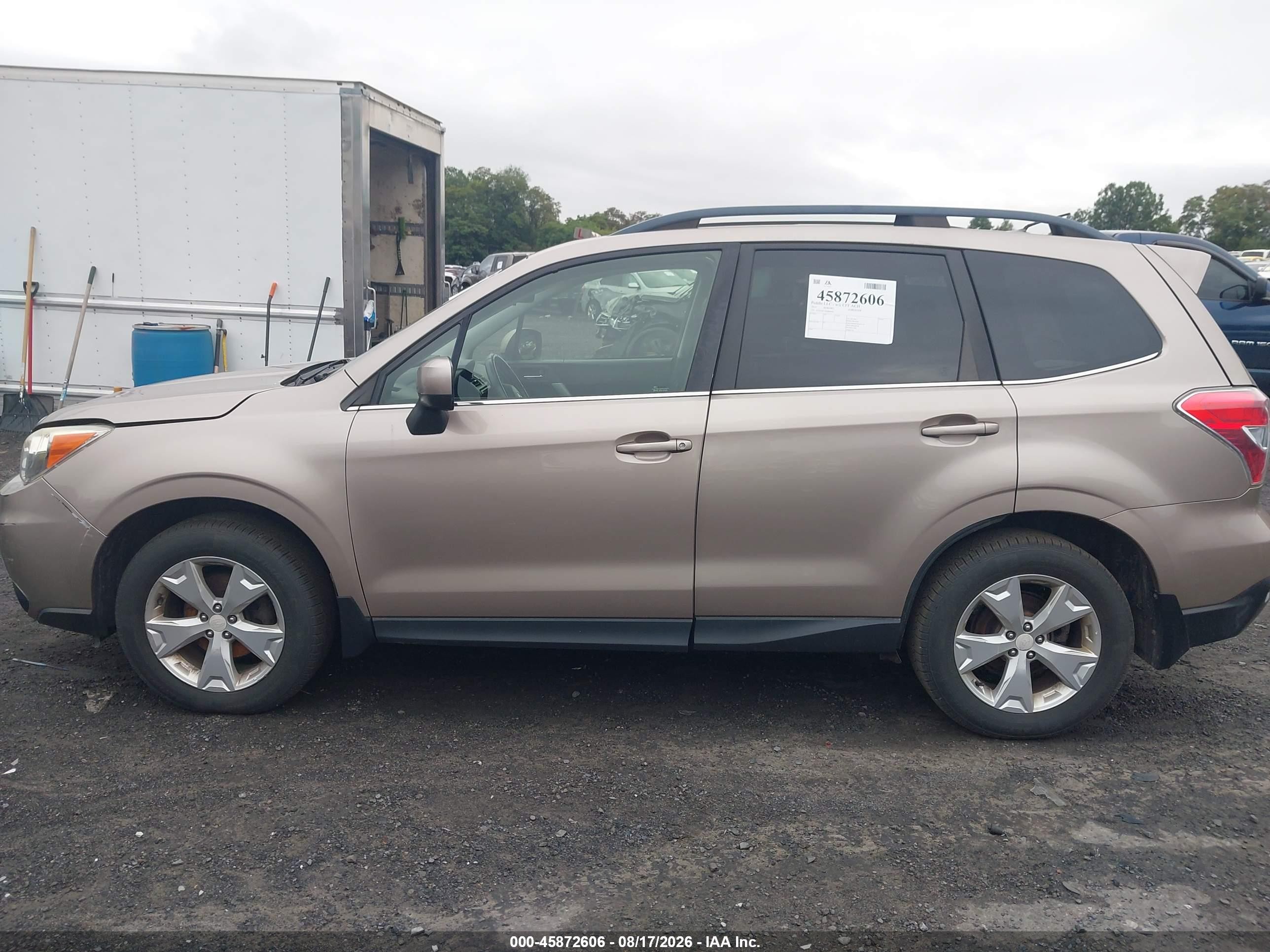 2015 Subaru Forester 2.5i Limited Бежевый vin: JF2SJARC5FH800099