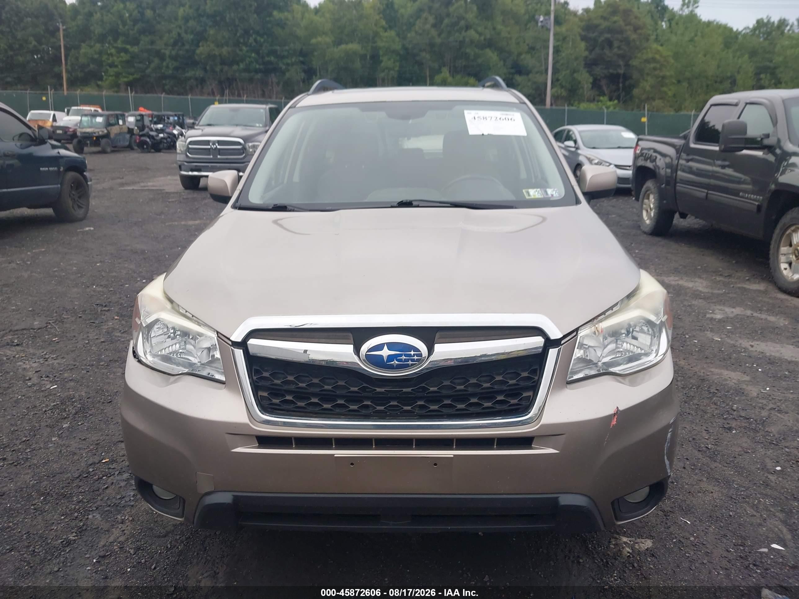 2015 Subaru Forester 2.5i Limited Beige vin: JF2SJARC5FH800099