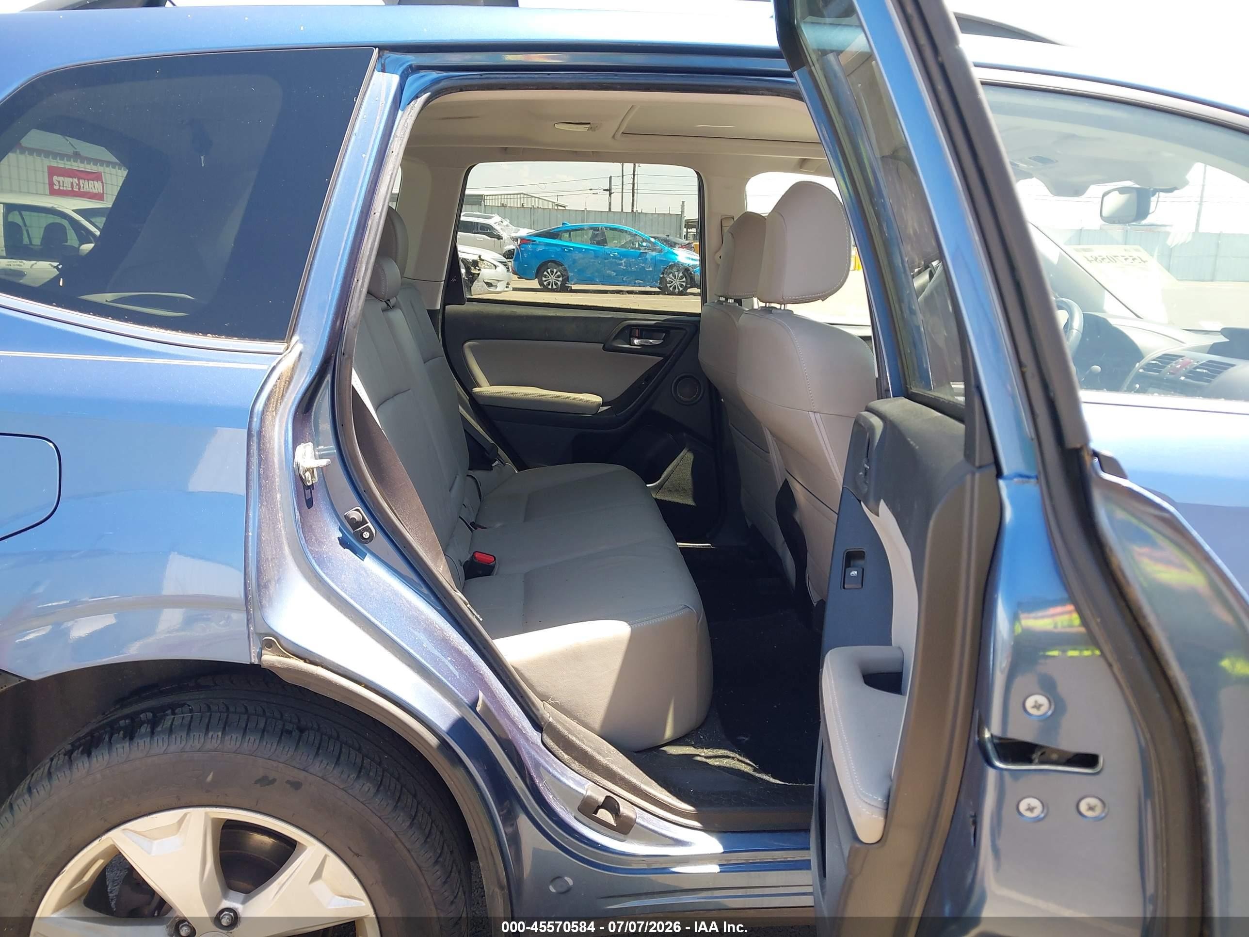 2015 Subaru Forester 2.5i Limited Синий vin: JF2SJARC6FH407860