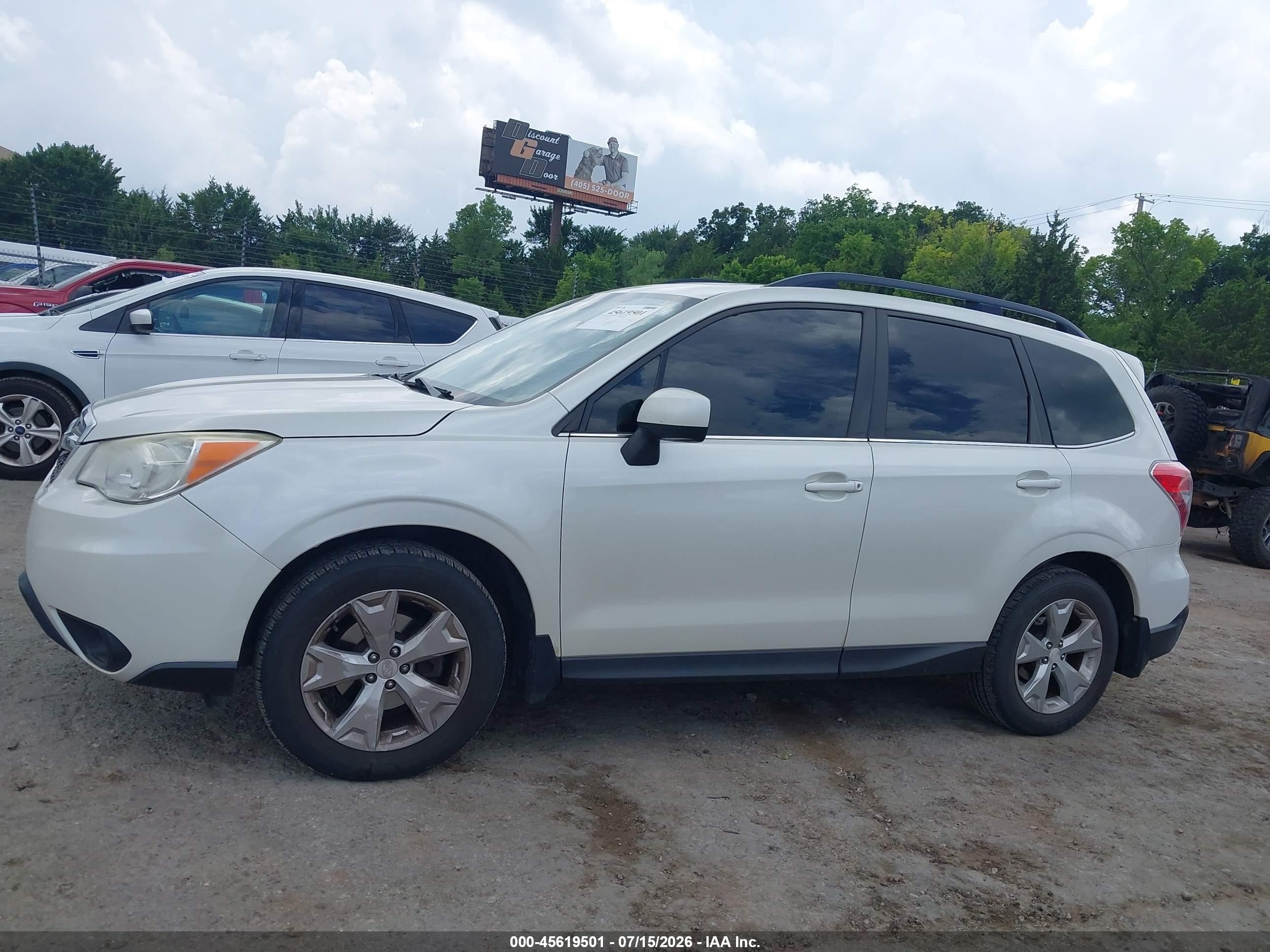 2015 Subaru Forester 2.5i Limited Белый vin: JF2SJARC7FH542474