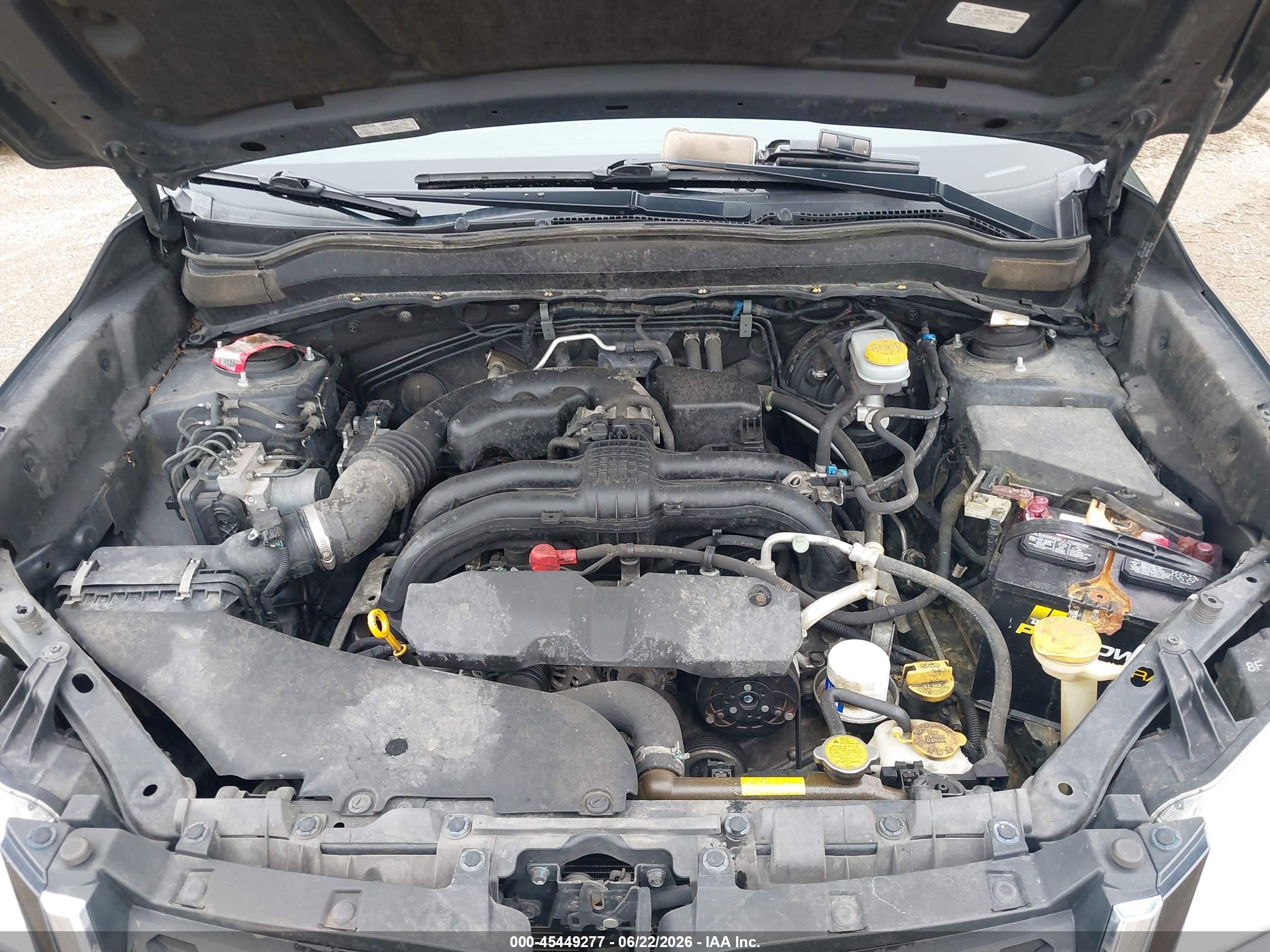 2015 Subaru Forester 2.5i Limited Золотой vin: JF2SJARC8FH521598