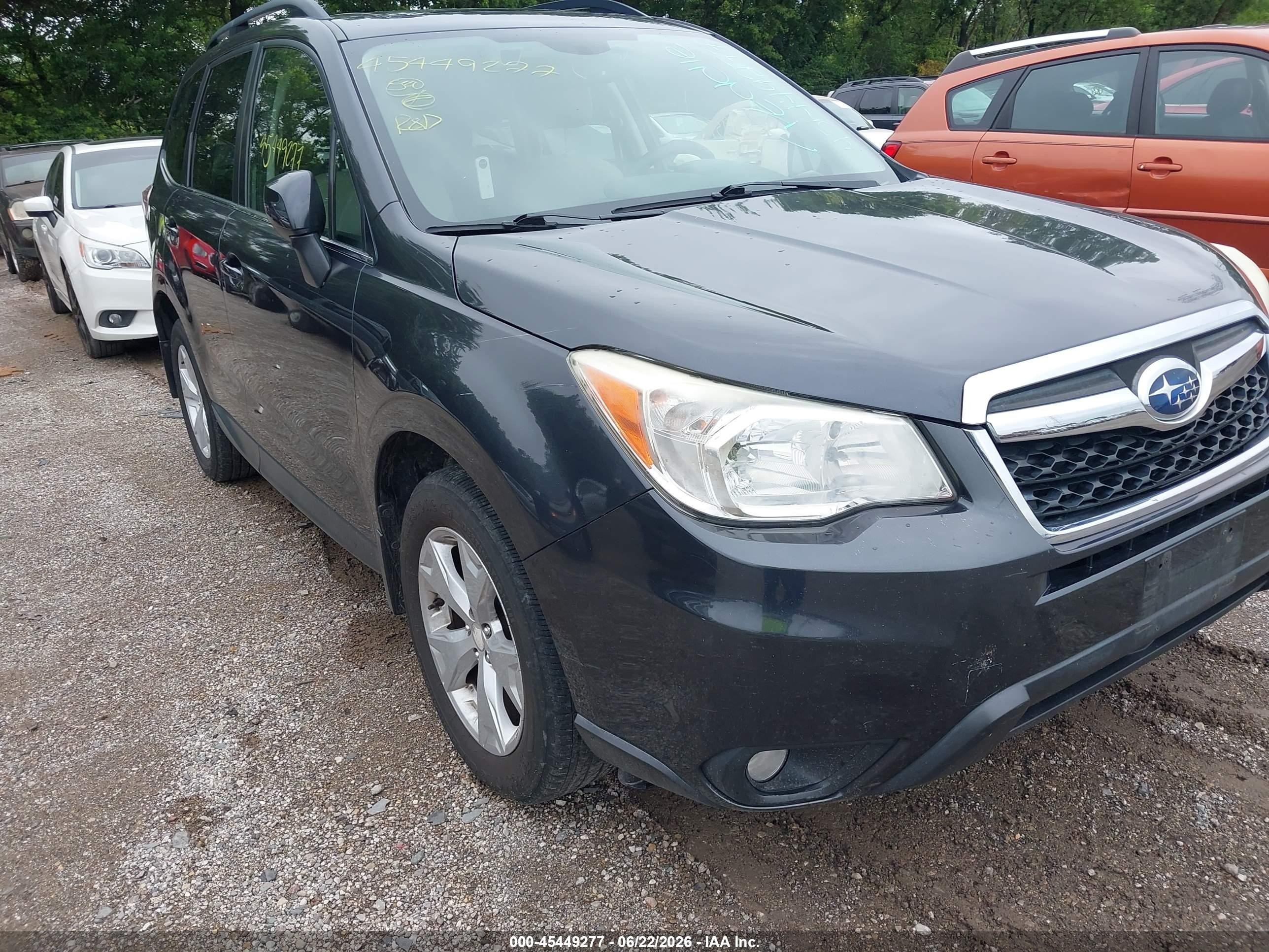 2015 Subaru Forester 2.5i Limited Золотой vin: JF2SJARC8FH521598