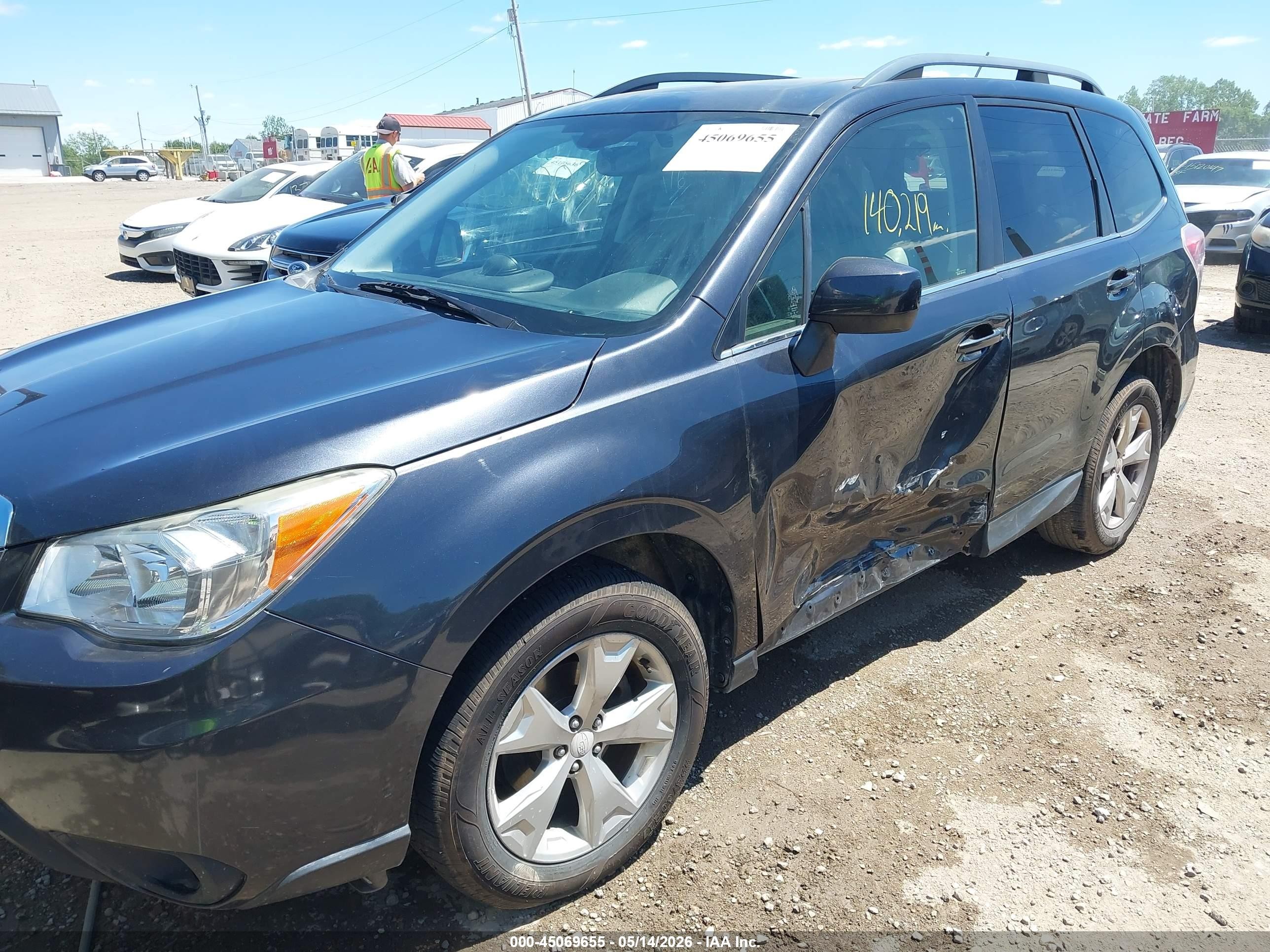 2015 Subaru Forester 2.5i Limited Black vin: JF2SJARC8FH822128