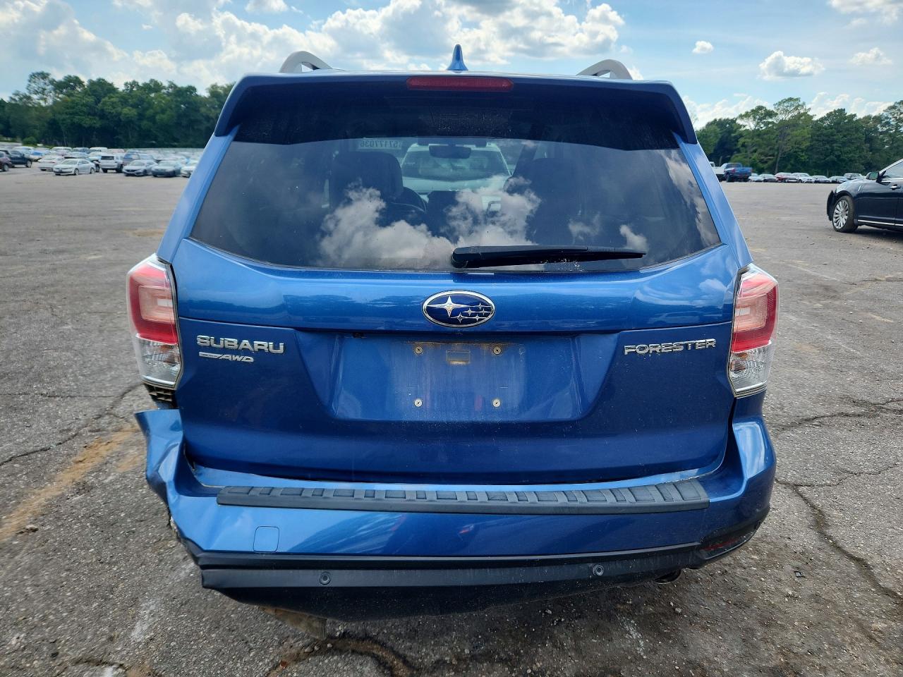 2018 Subaru Forester 2.5i Limited Blue vin: JF2SJARC8JH595628