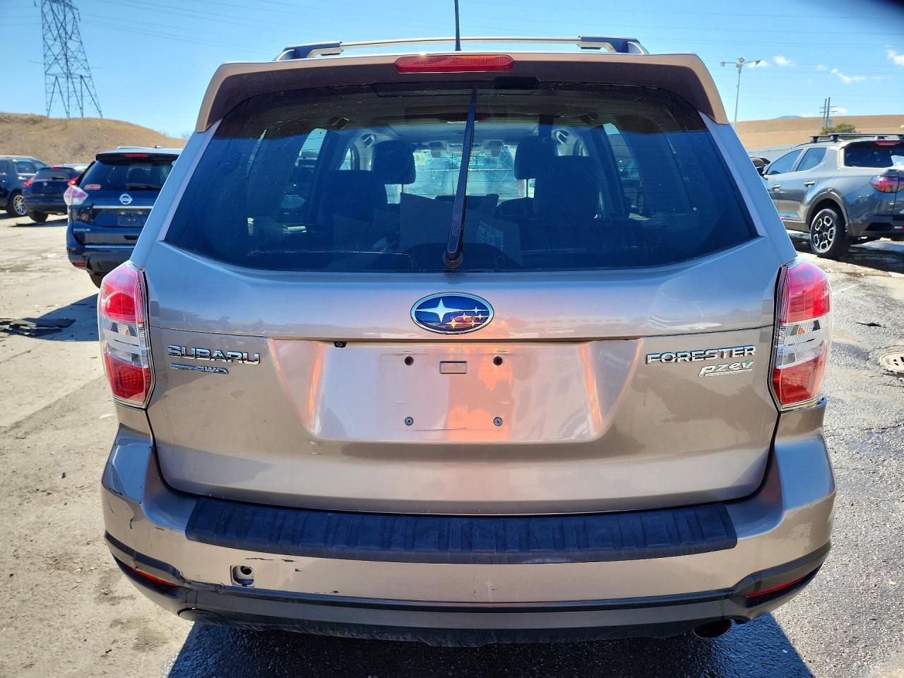2015 Subaru Forester 2.5i Limited Tan vin: JF2SJARC9FH441369