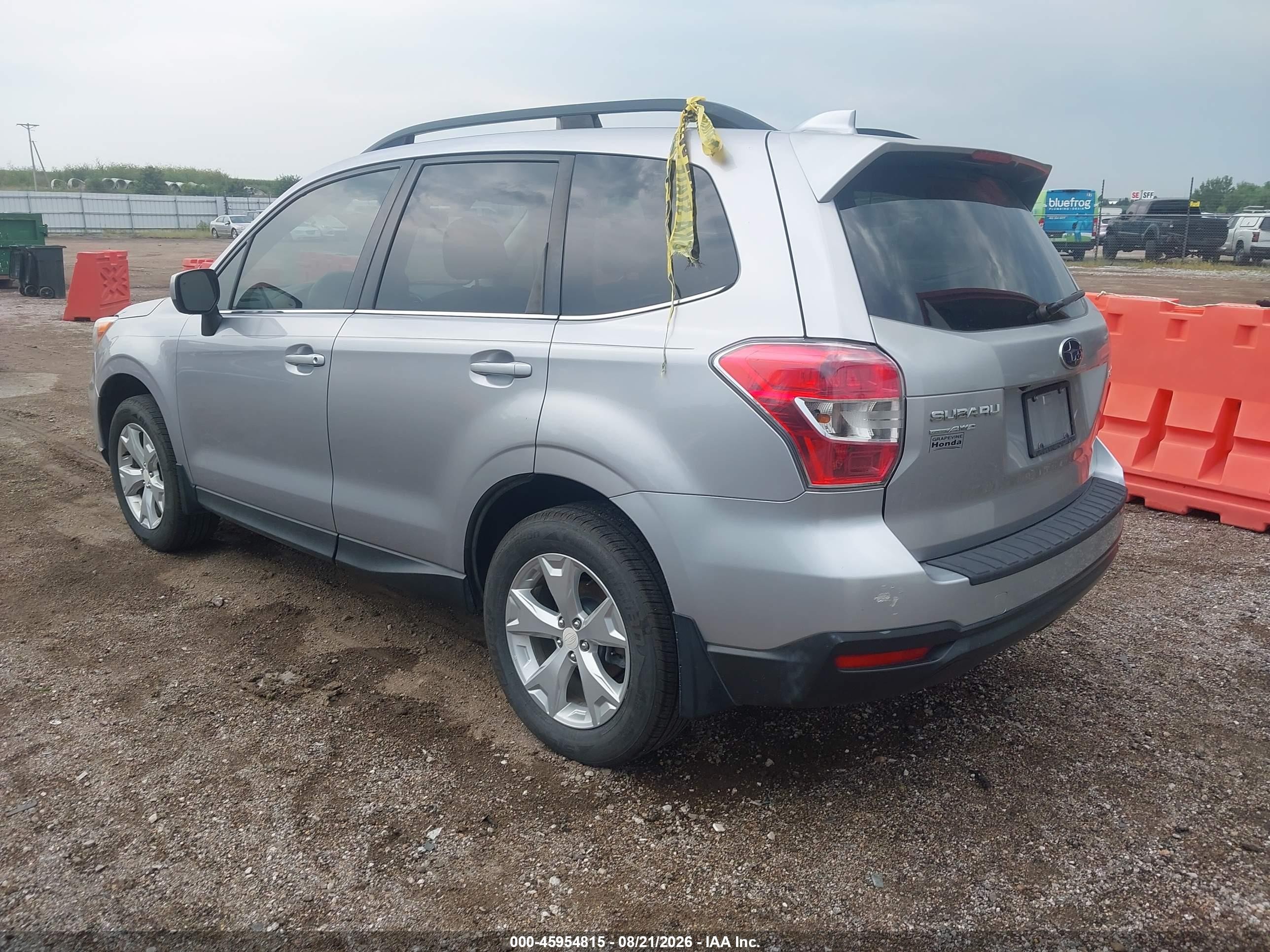 2016 Subaru Forester 2.5i Limited Silver vin: JF2SJARC9GH405313
