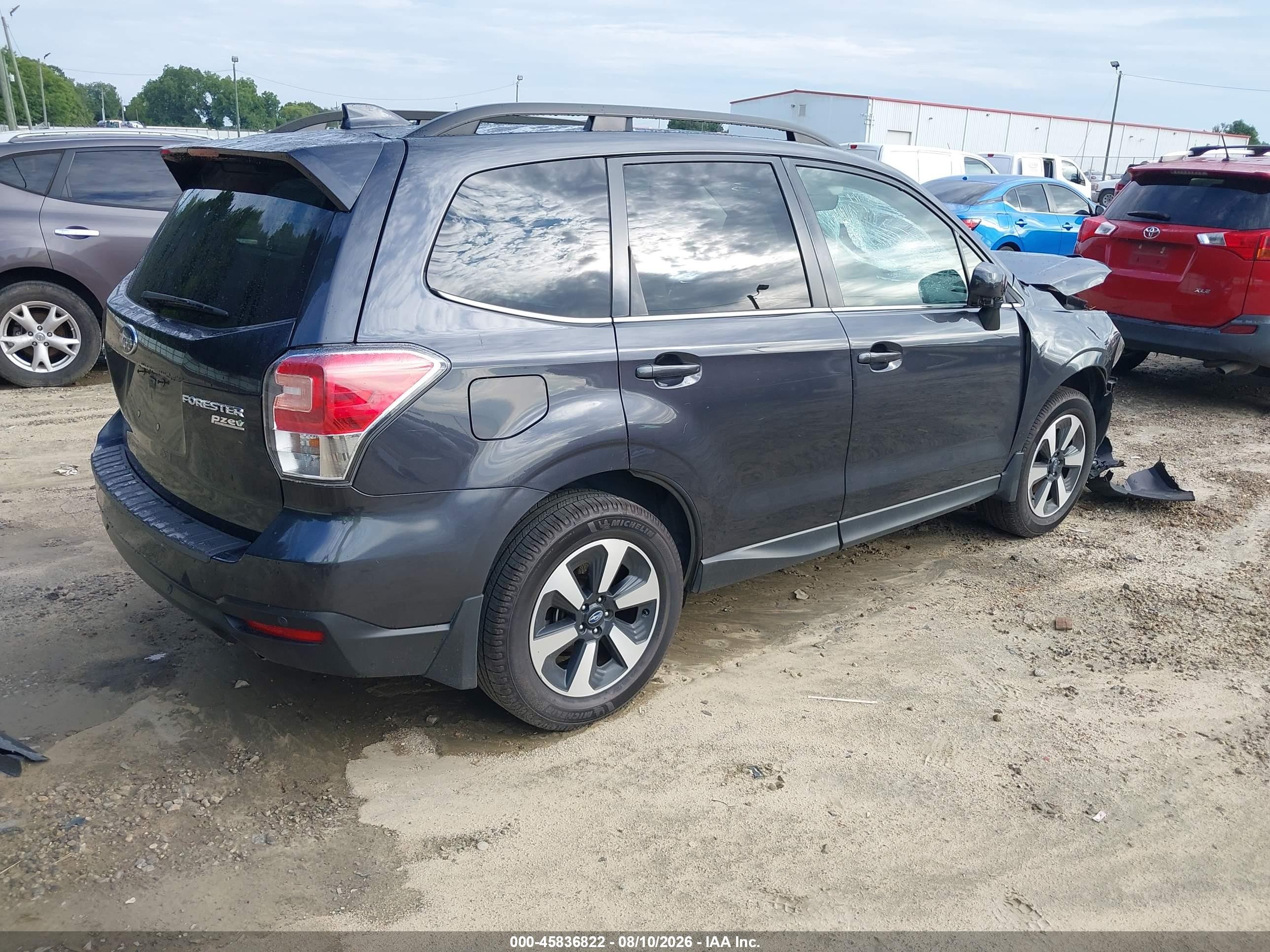 2017 Subaru Forester 2.5i Limited Black vin: JF2SJARCXHH528961