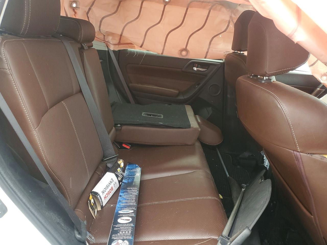 2017 Subaru Forester 2.5i Touring Белый vin: JF2SJATC0HH448349