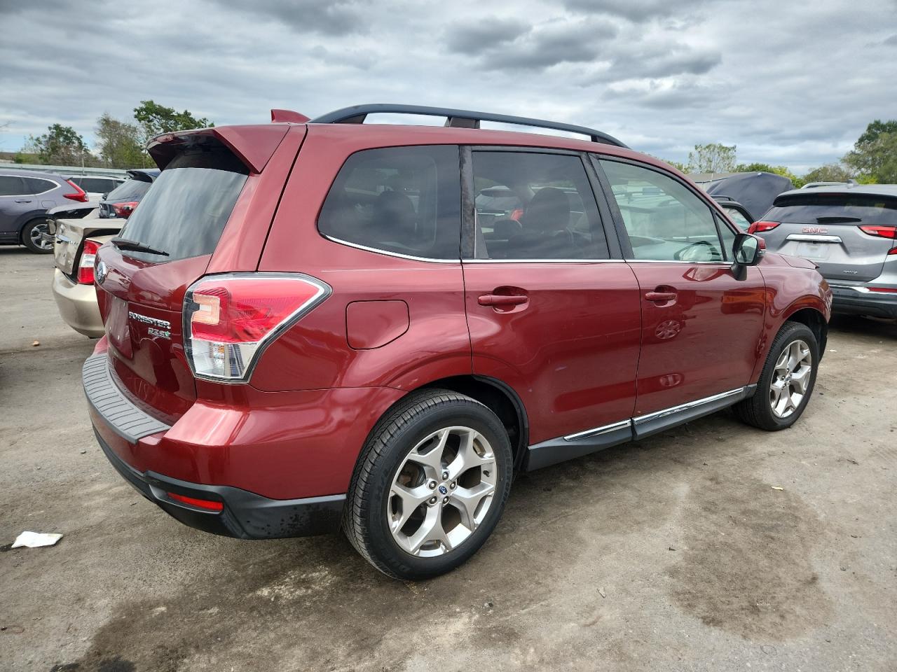 2017 Subaru Forester 2.5i Touring Red vin: JF2SJATC6HH506030