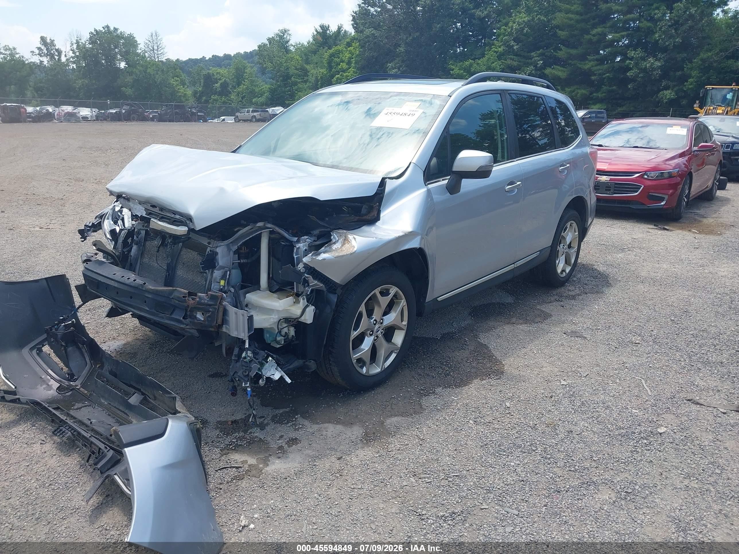 2017 Subaru Forester 2.5i Touring Silver vin: JF2SJATC9HH587900