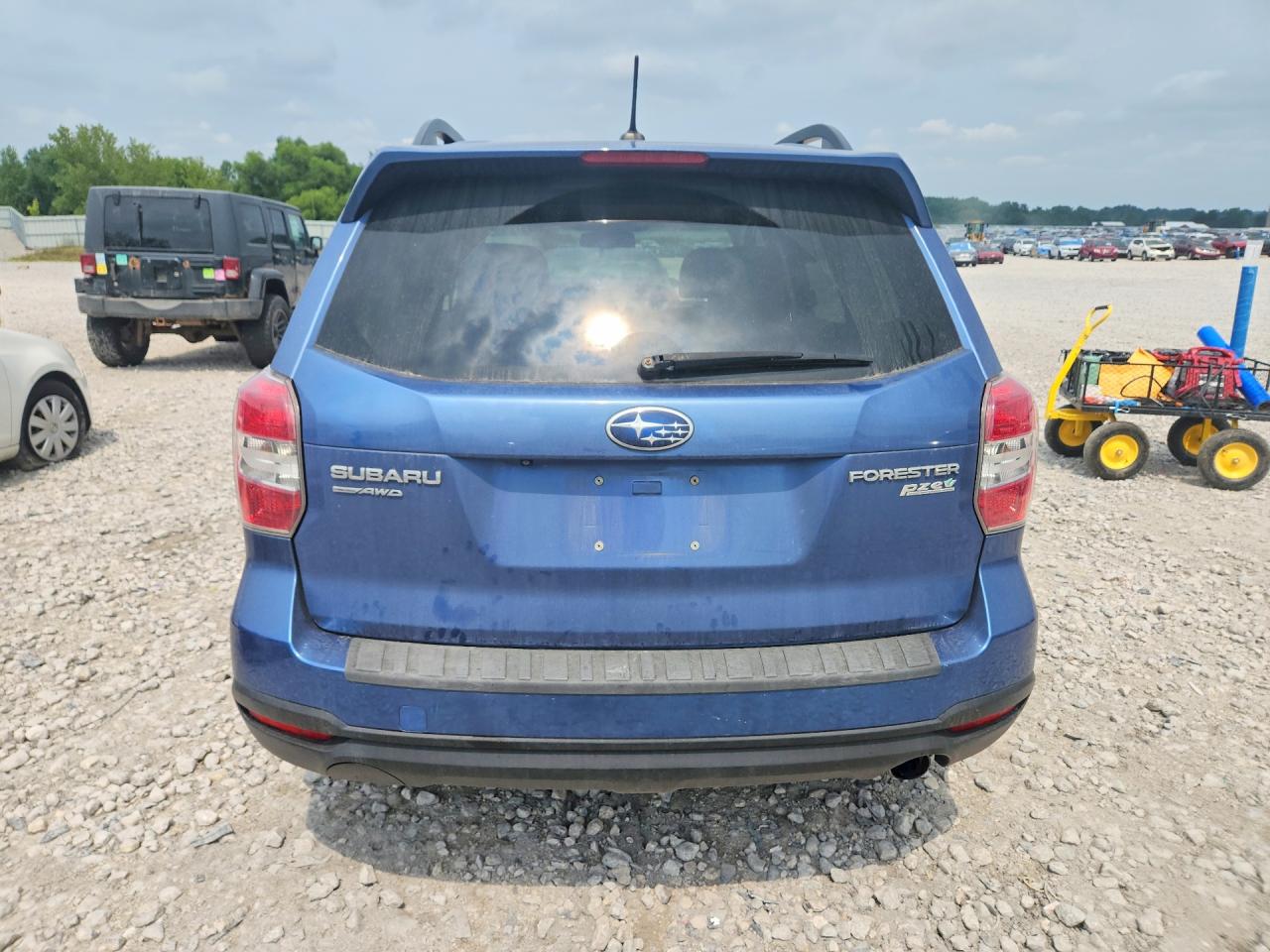2015 Subaru Forester 2.5i Touring Blue vin: JF2SJAUC1FH410382