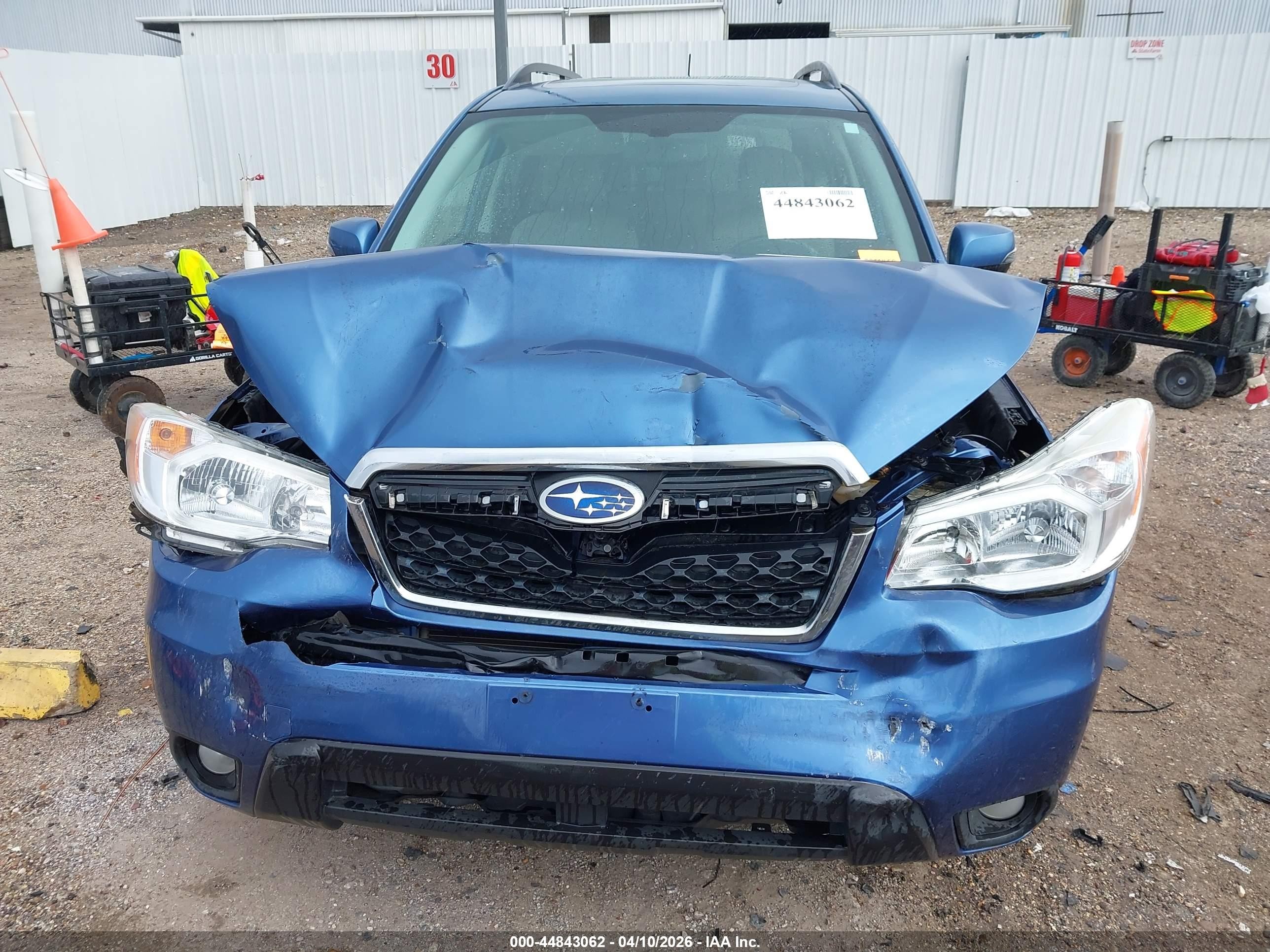 2015 Subaru Forester 2.5i Touring Blue vin: JF2SJAUC2FH494082