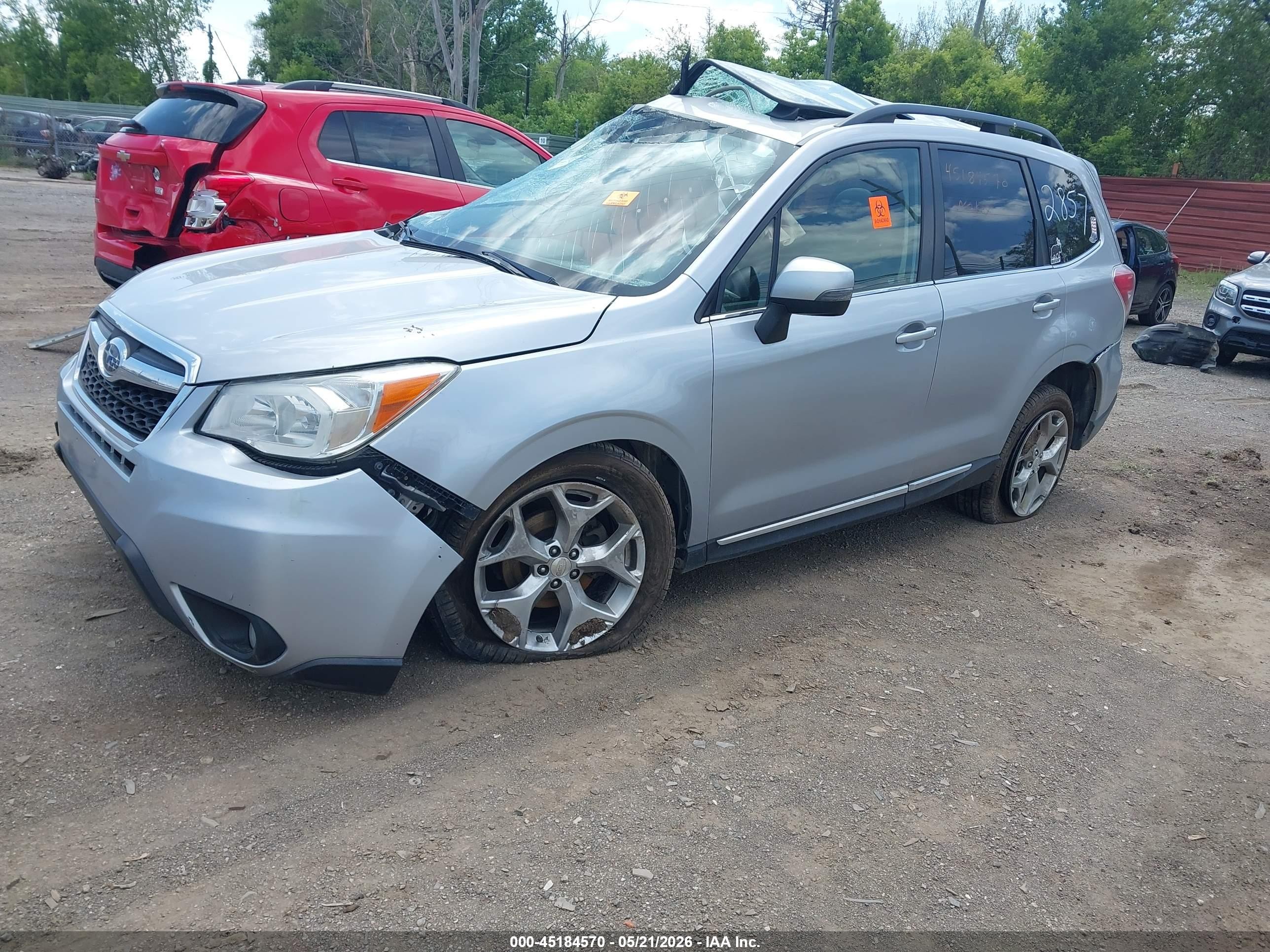 2015 Subaru Forester   Silver vin: JF2SJAUC2FH542857