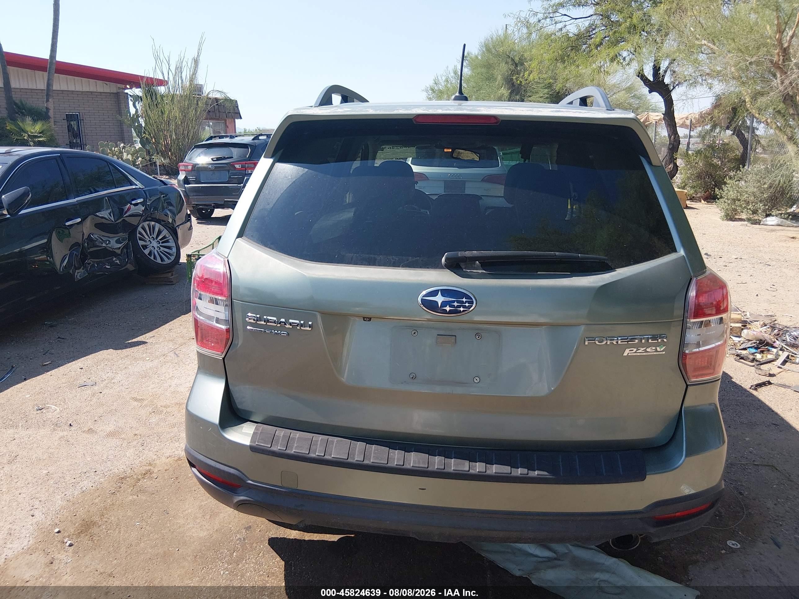 2015 Subaru Forester 2.5i Touring Green vin: JF2SJAUC3FH425465