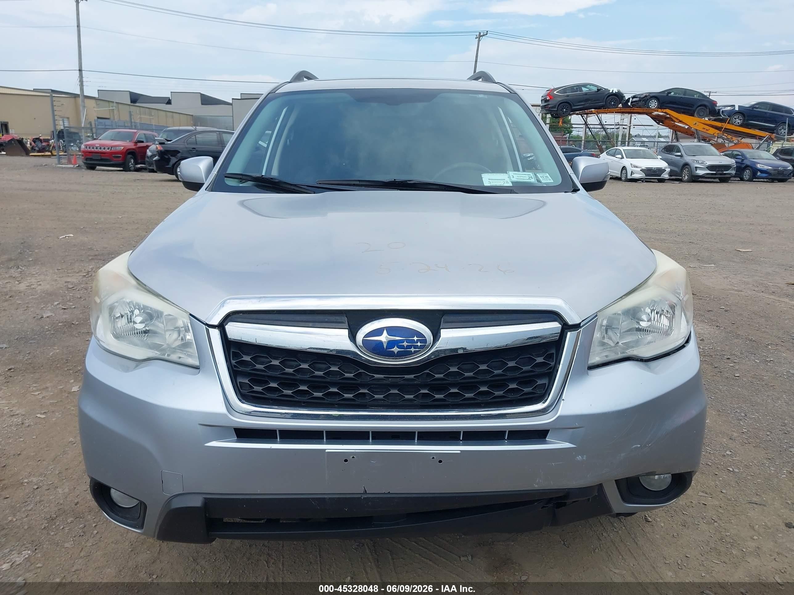 2015 Subaru Forester 2.5i Touring Silver vin: JF2SJAUC3FH463519