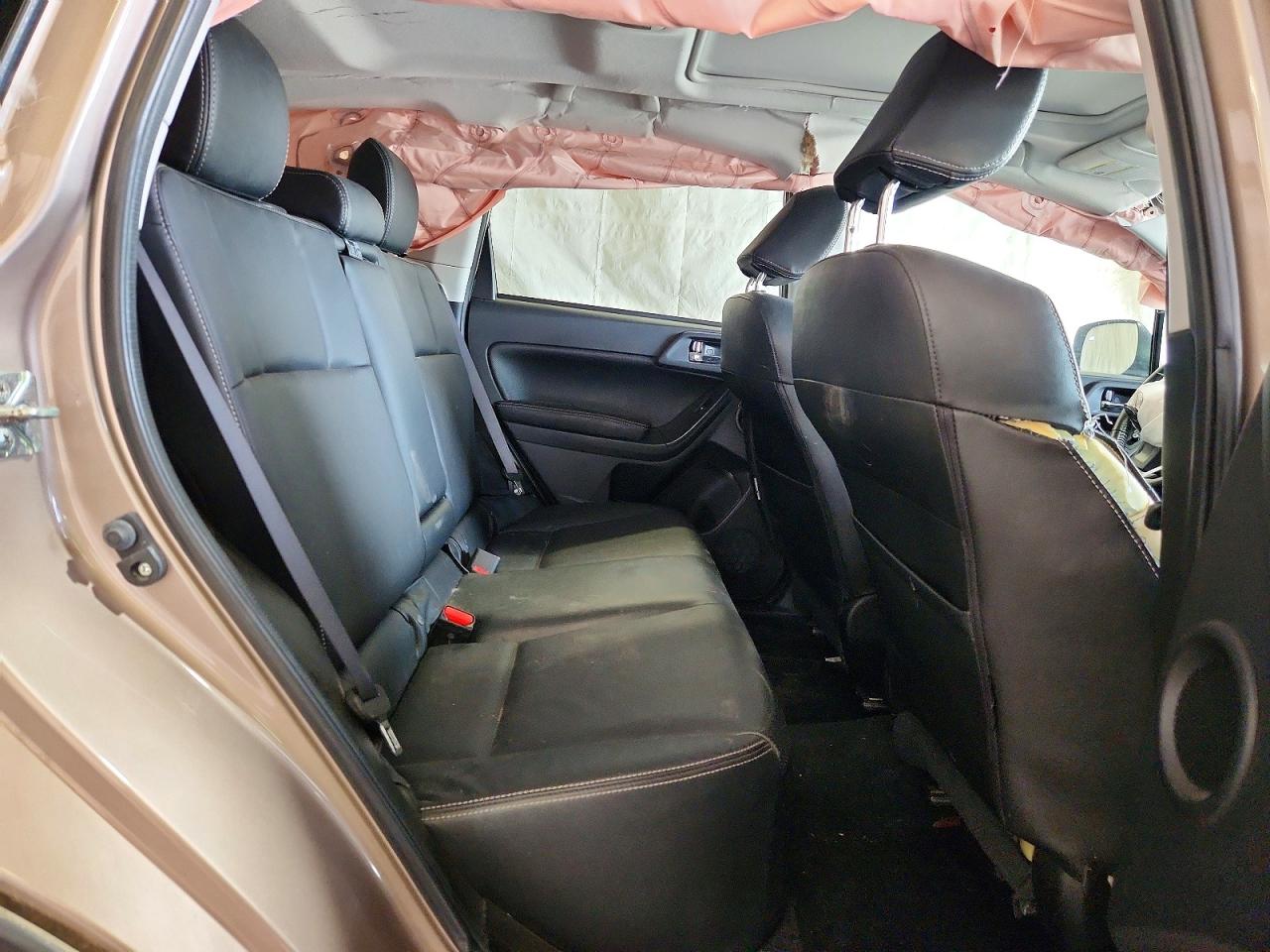 2015 Subaru Forester 2.5i Touring Золотой vin: JF2SJAUC3FH500391