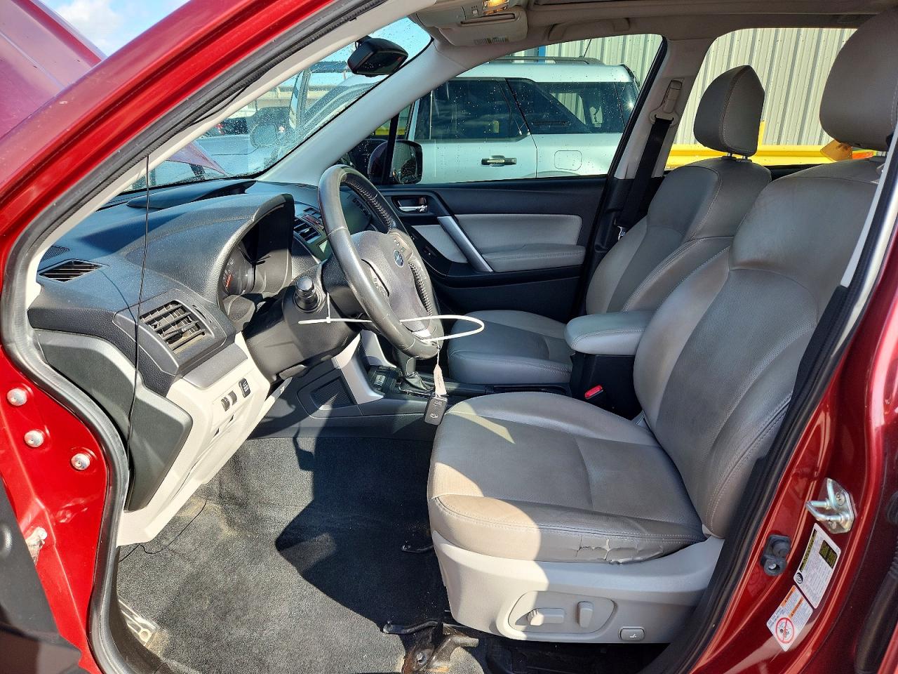 2015 Subaru Forester 2.5i Touring Red vin: JF2SJAUC3FH541104