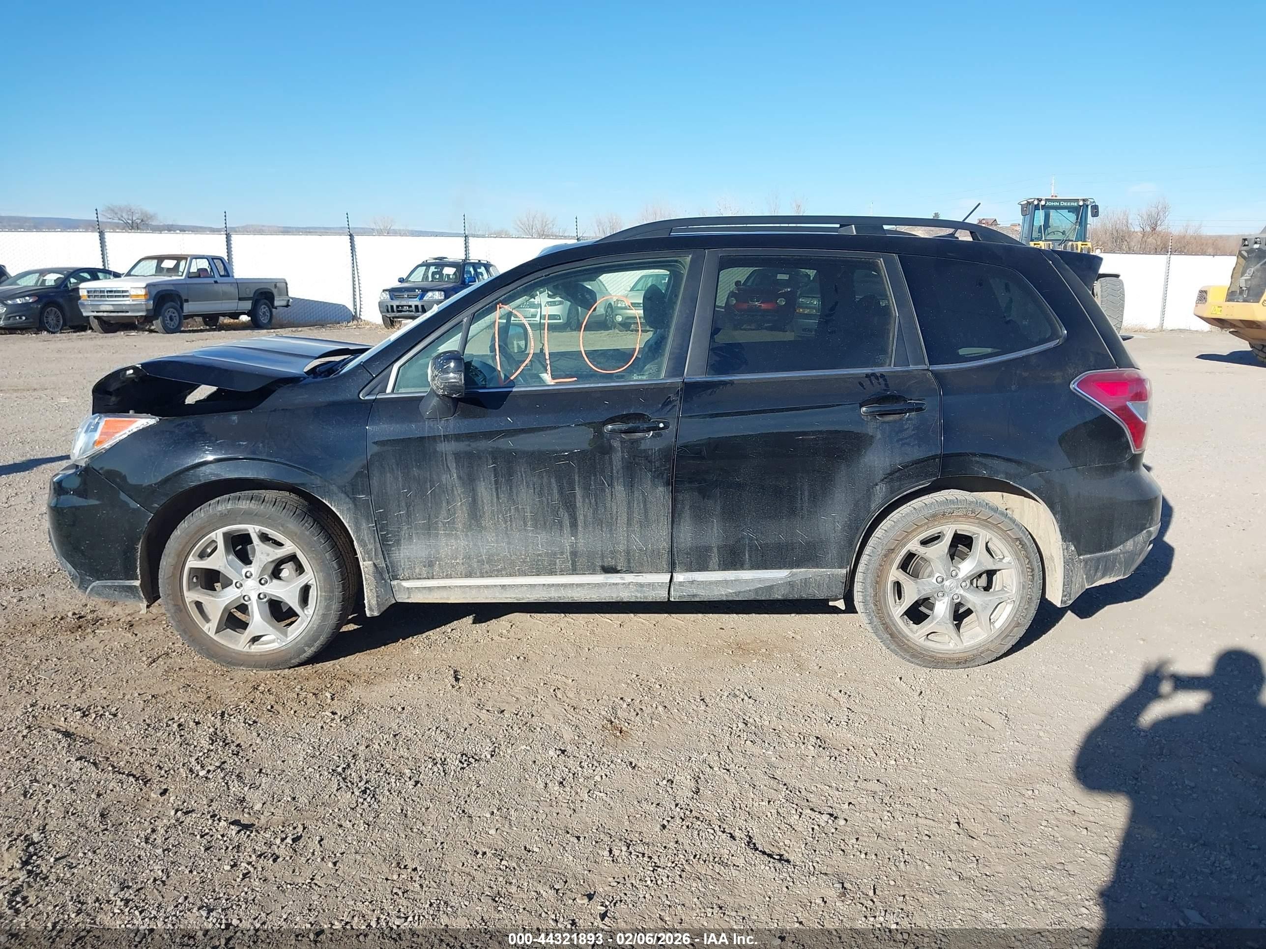 2015 Subaru Forester 2.5i Touring Black vin: JF2SJAUC3FH578847