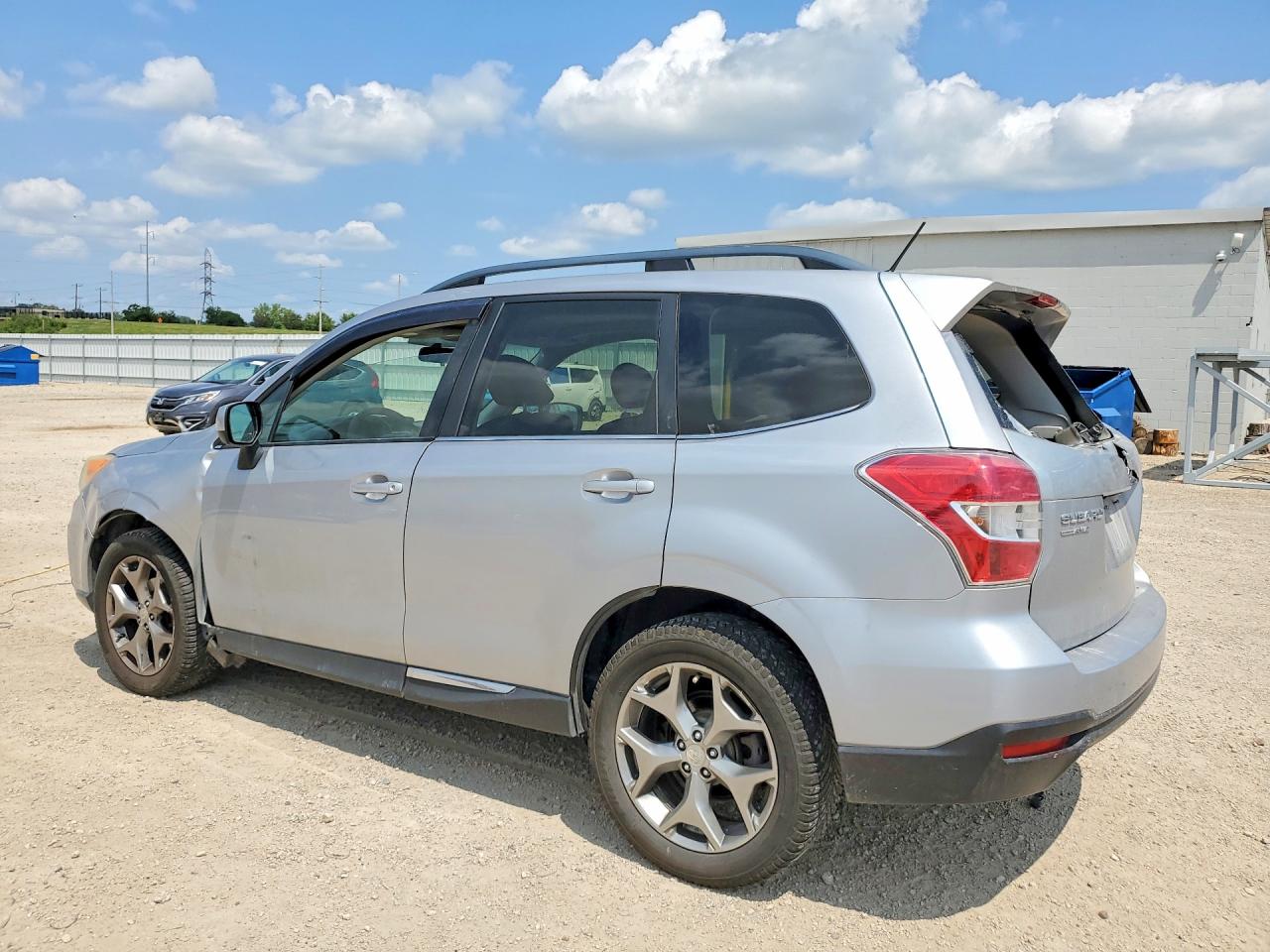 2015 Subaru Forester 2.5i Touring Silver vin: JF2SJAUC4FH452822