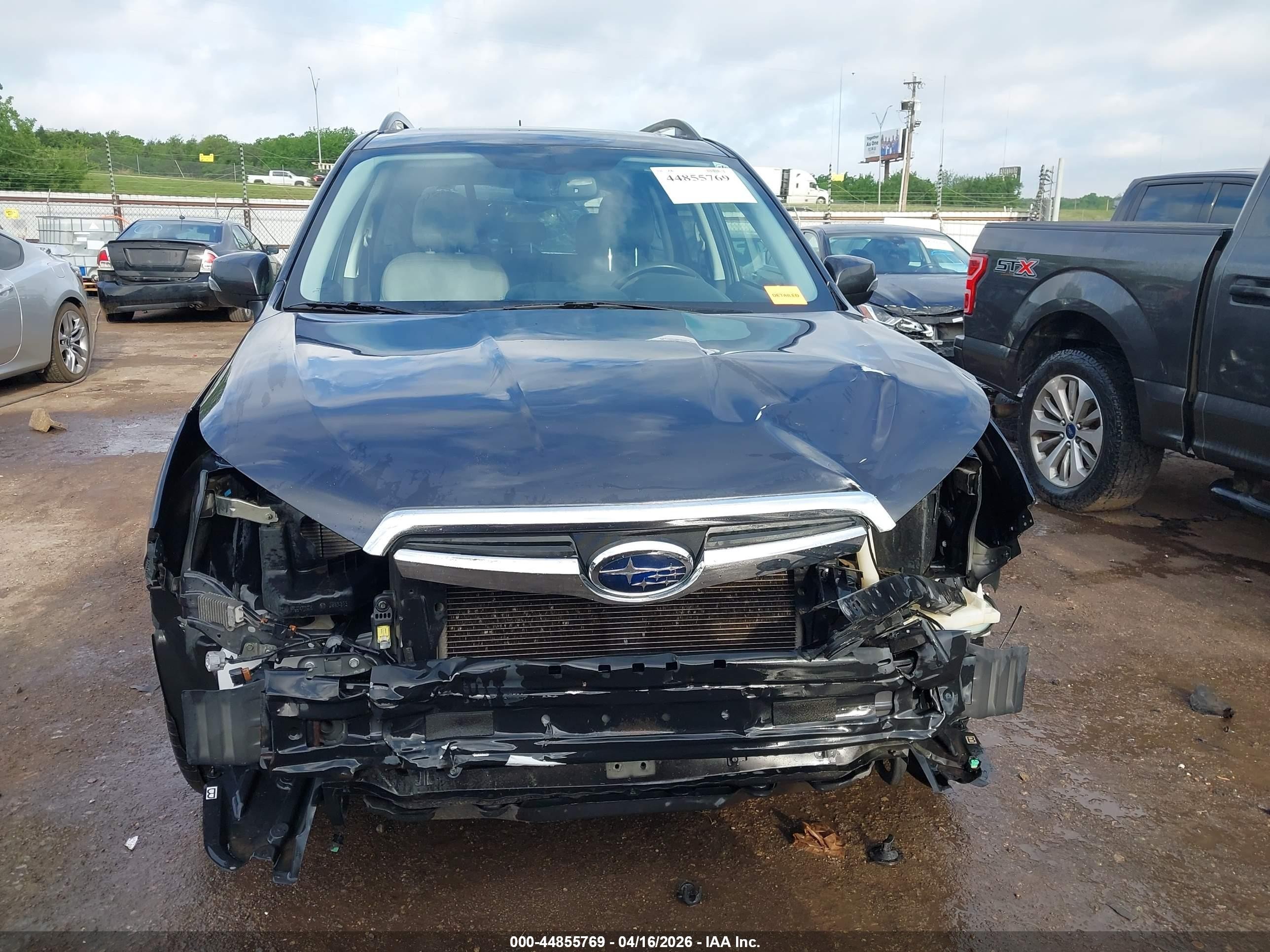 2015 Subaru Forester 2.5i Touring Blue vin: JF2SJAUC4FH468499
