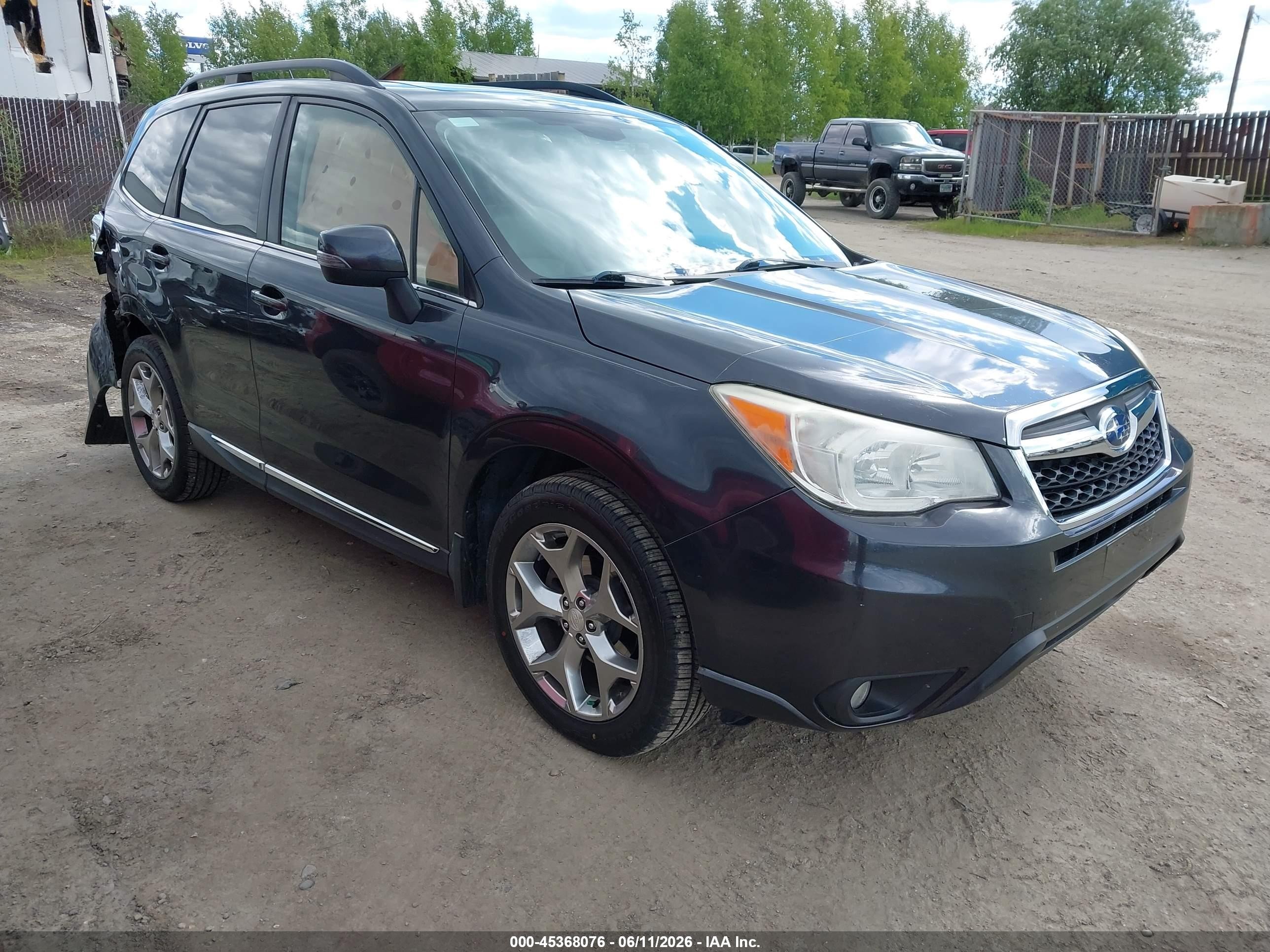 2015 Subaru Forester 2.5i Touring Серый vin: JF2SJAUC5FH411731