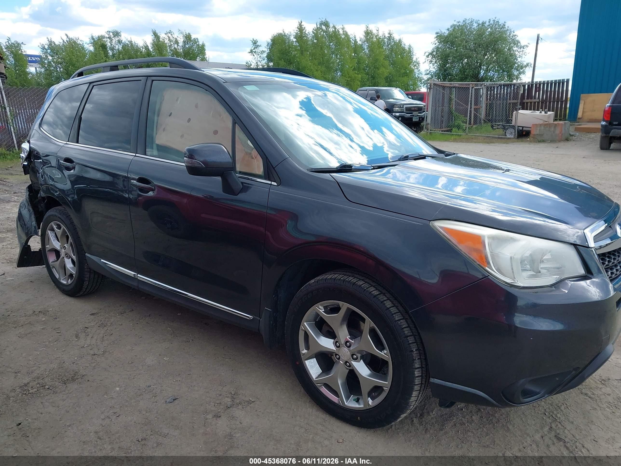 2015 Subaru Forester 2.5i Touring Gray vin: JF2SJAUC5FH411731