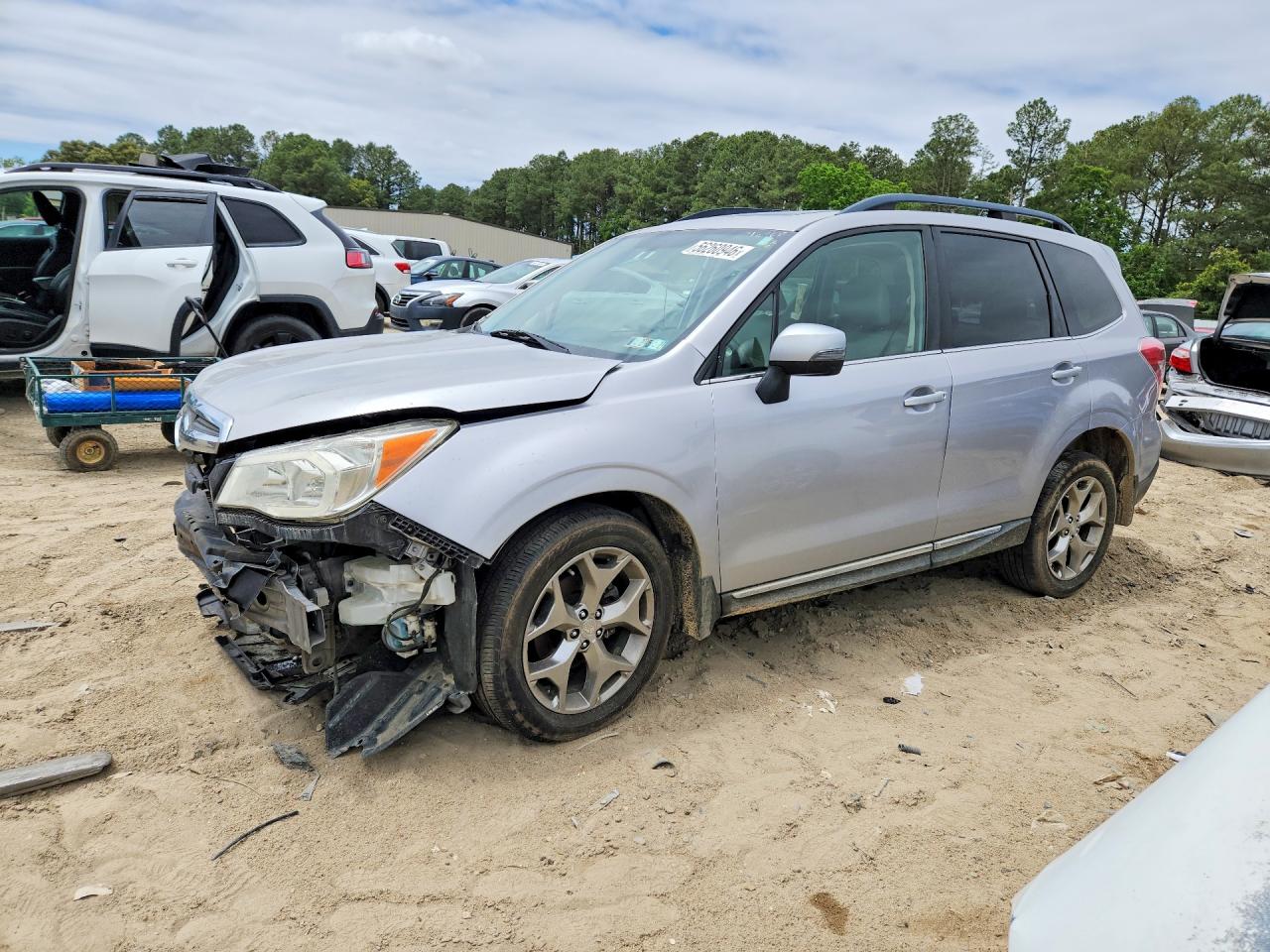 2015 Subaru Forester 2.5i Touring Silver vin: JF2SJAUC5FH420073