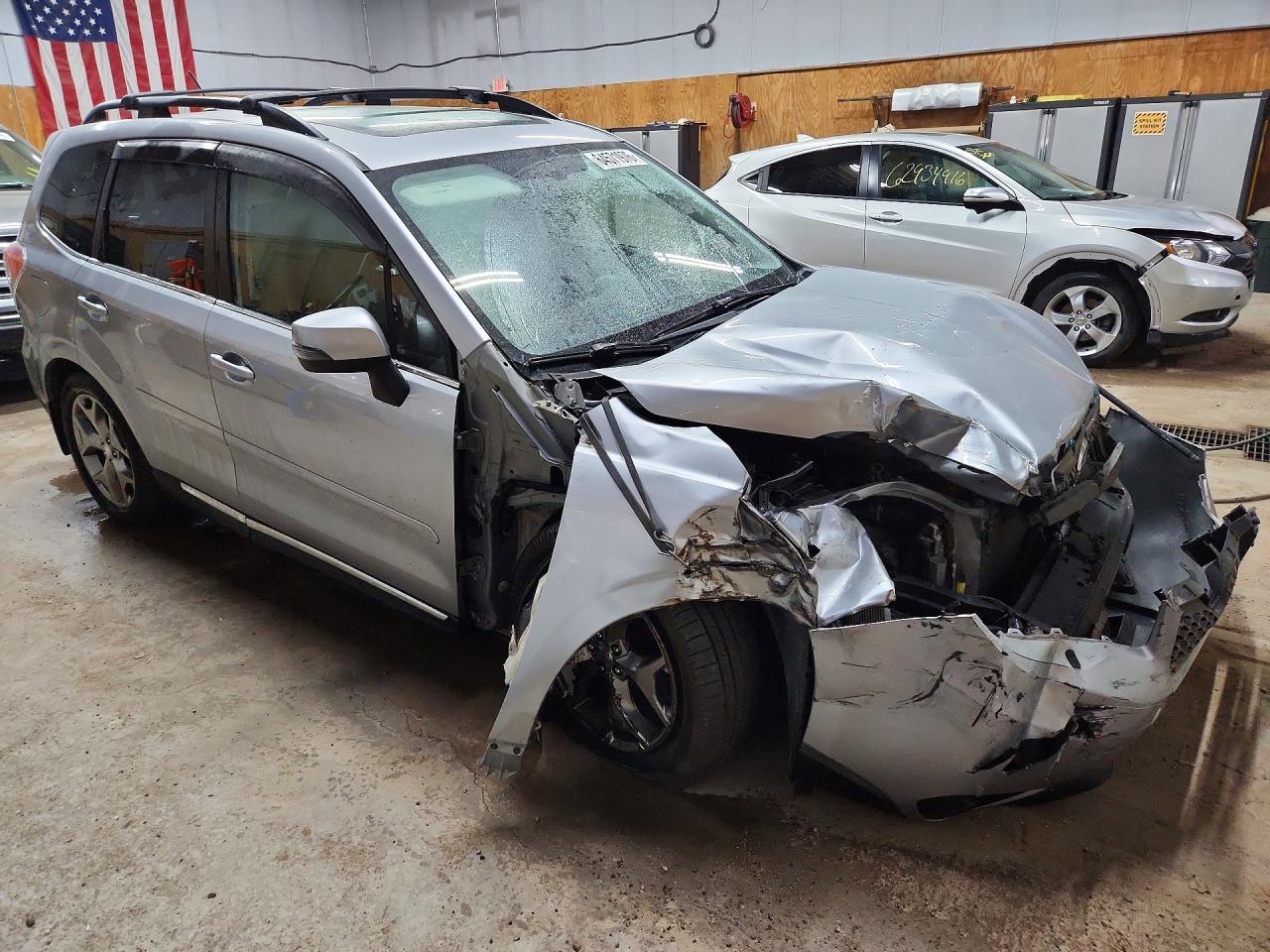 2015 Subaru Forester 2.5i Touring Серебряный vin: JF2SJAUC5FH501767