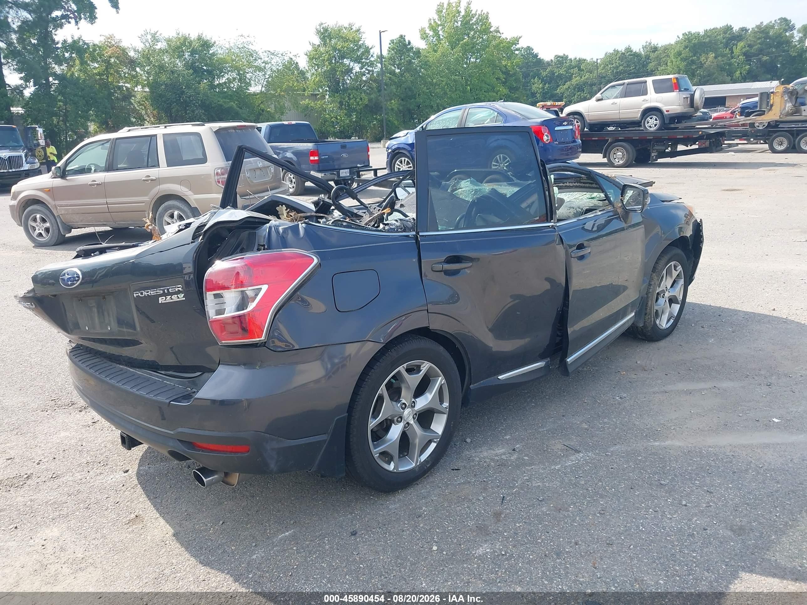 2015 Subaru Forester 2.5i Touring Gray vin: JF2SJAUC5FH560088