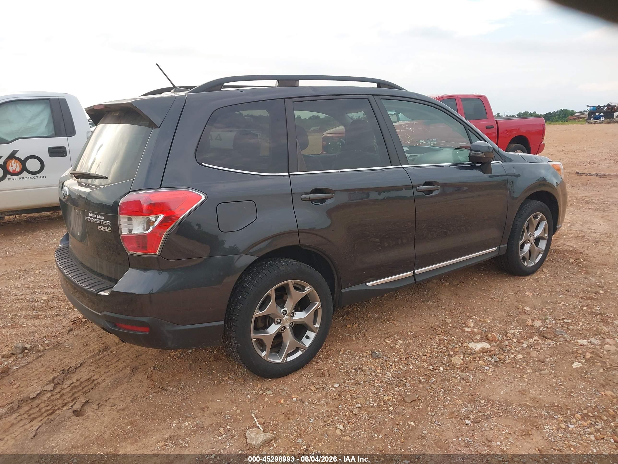 2015 Subaru Forester 2.5i Touring Серый vin: JF2SJAUC6FH820997