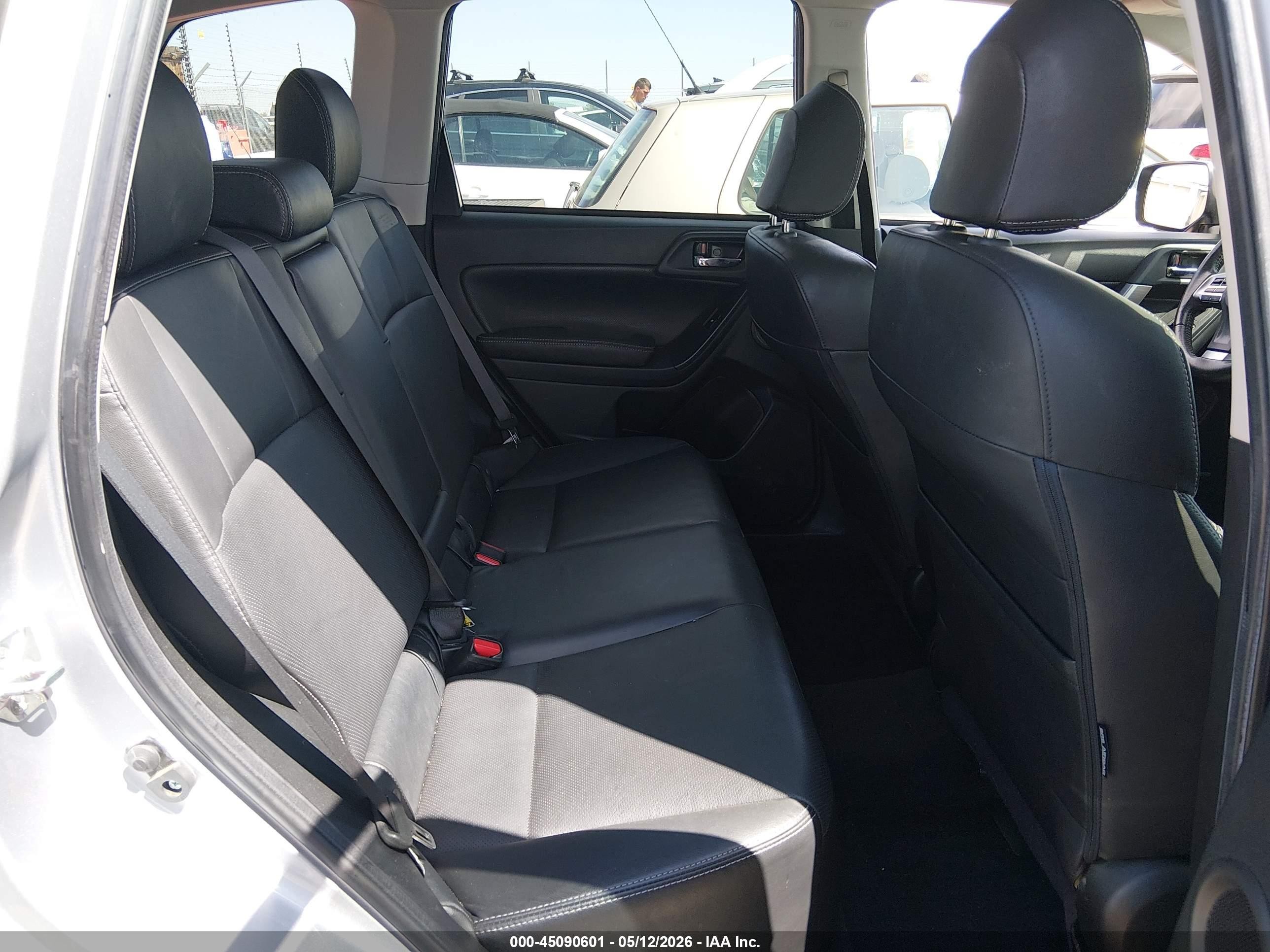 2015 Subaru Forester 2.5i Touring Gray vin: JF2SJAUC8FH501049