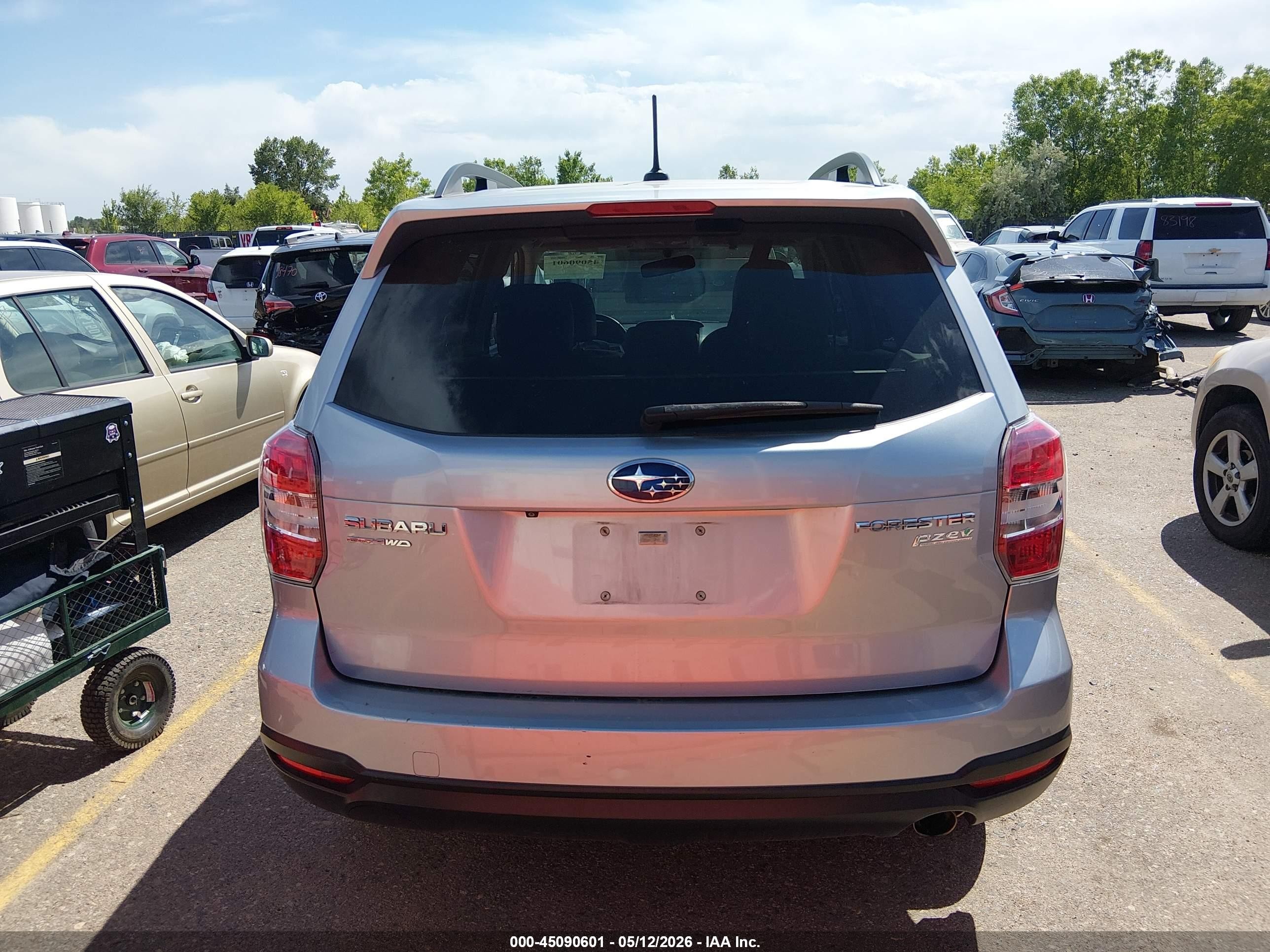 2015 Subaru Forester 2.5i Touring Gray vin: JF2SJAUC8FH501049