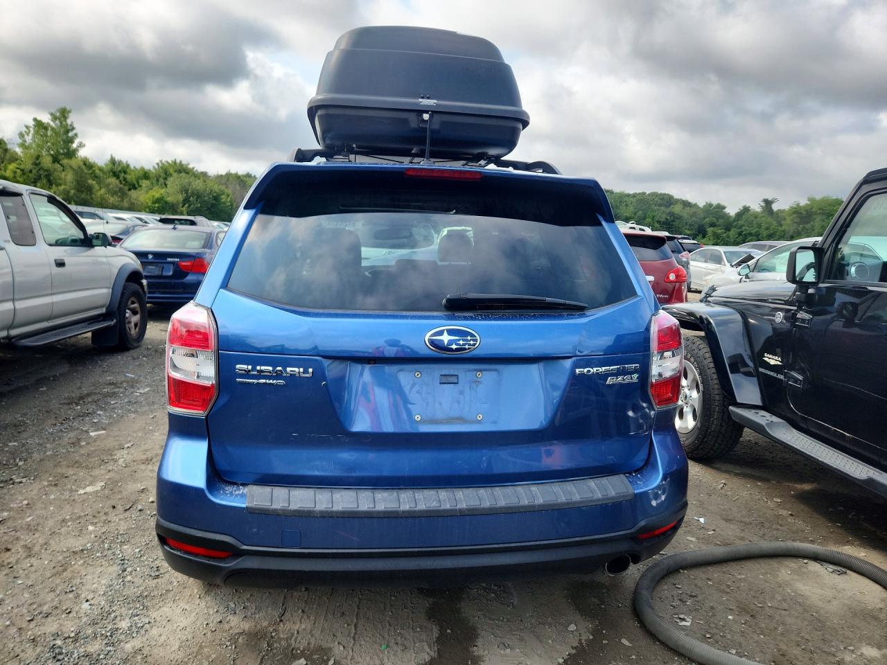 2015 Subaru Forester 2.5i Touring Blue vin: JF2SJAUC8FH562689
