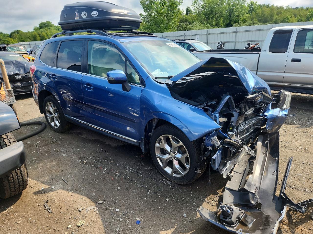 2015 Subaru Forester 2.5i Touring Blue vin: JF2SJAUC8FH562689