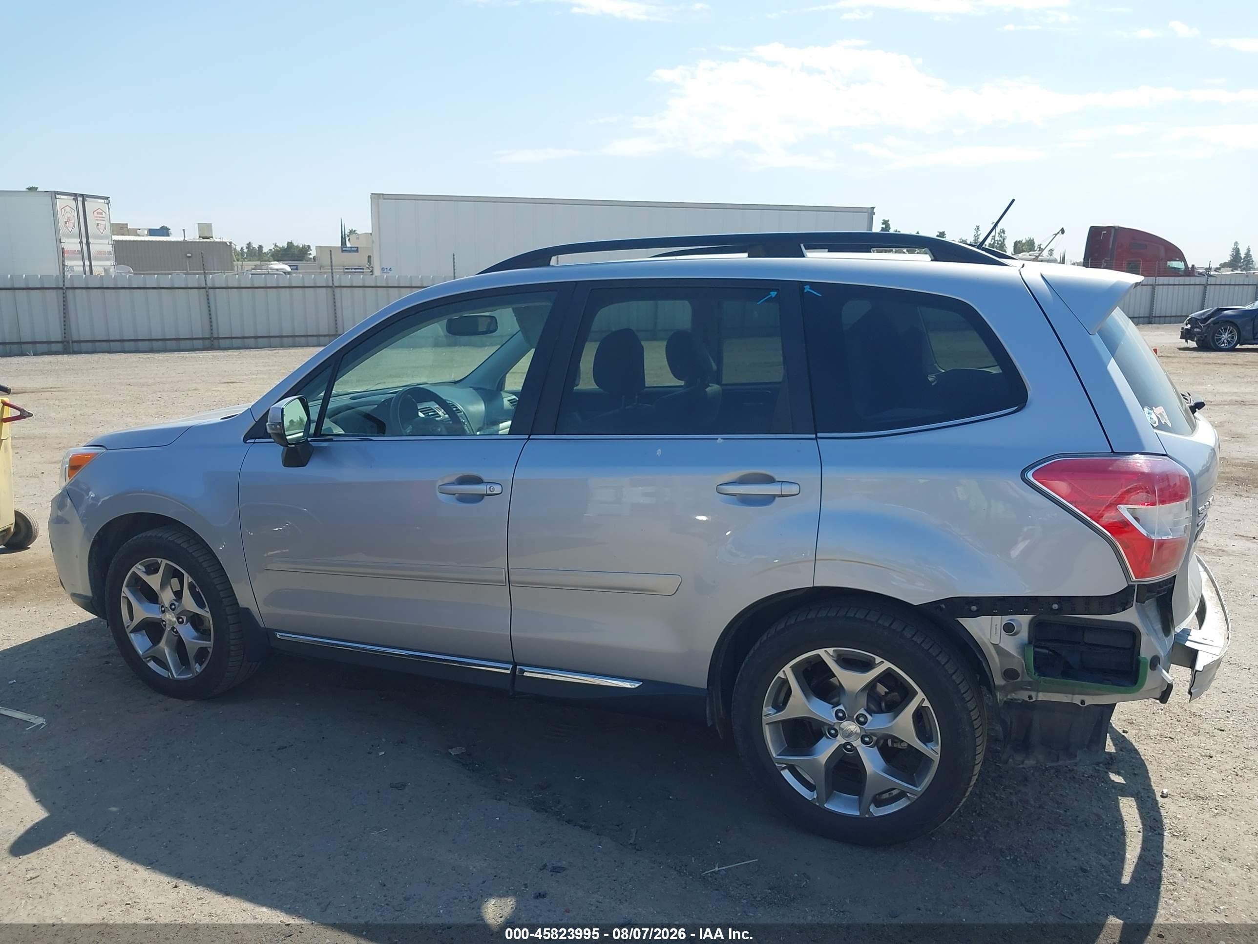 2015 Subaru Forester 2.5i Touring Silver vin: JF2SJAUC8FH812285