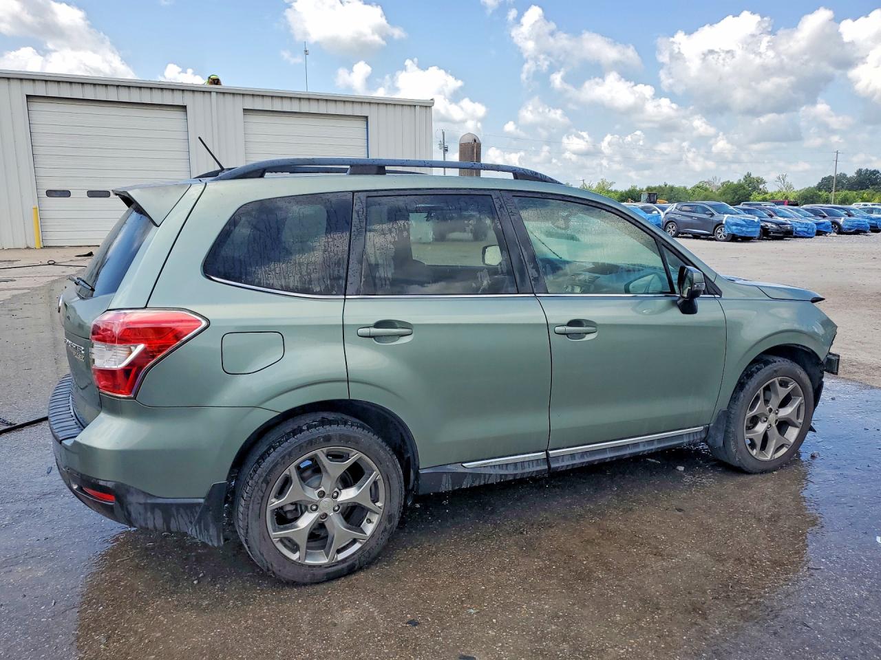 2015 Subaru Forester 2.5i Touring Green vin: JF2SJAUC8FH829524