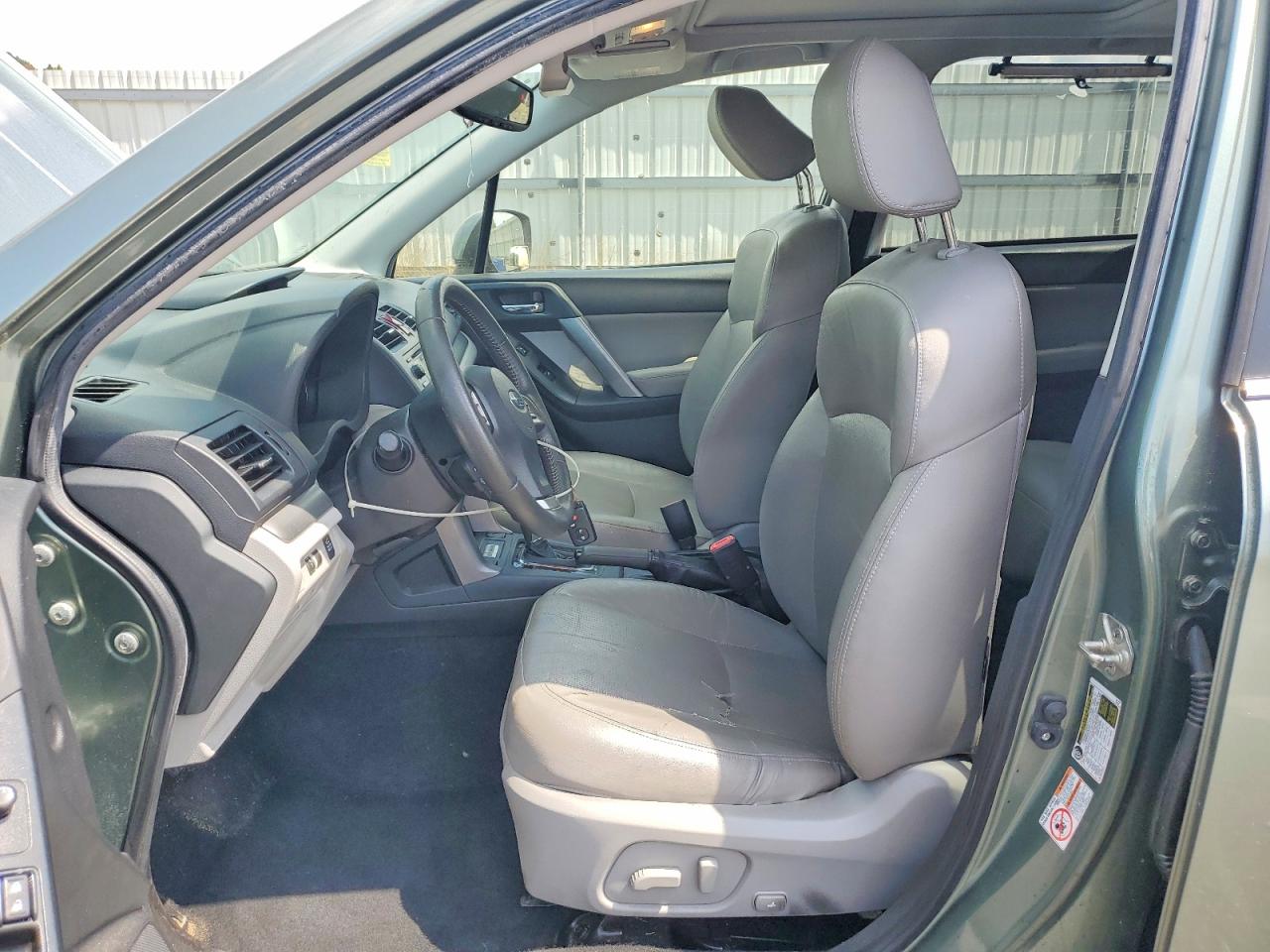 2015 Subaru Forester 2.5i Touring Green vin: JF2SJAUC8FH829524