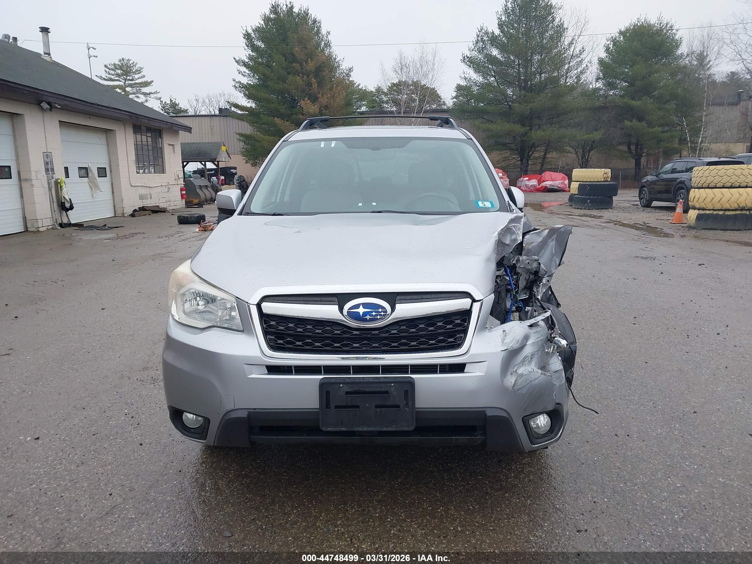 2015 Subaru Forester 2.5i Touring Silver vin: JF2SJAUC9FH496735