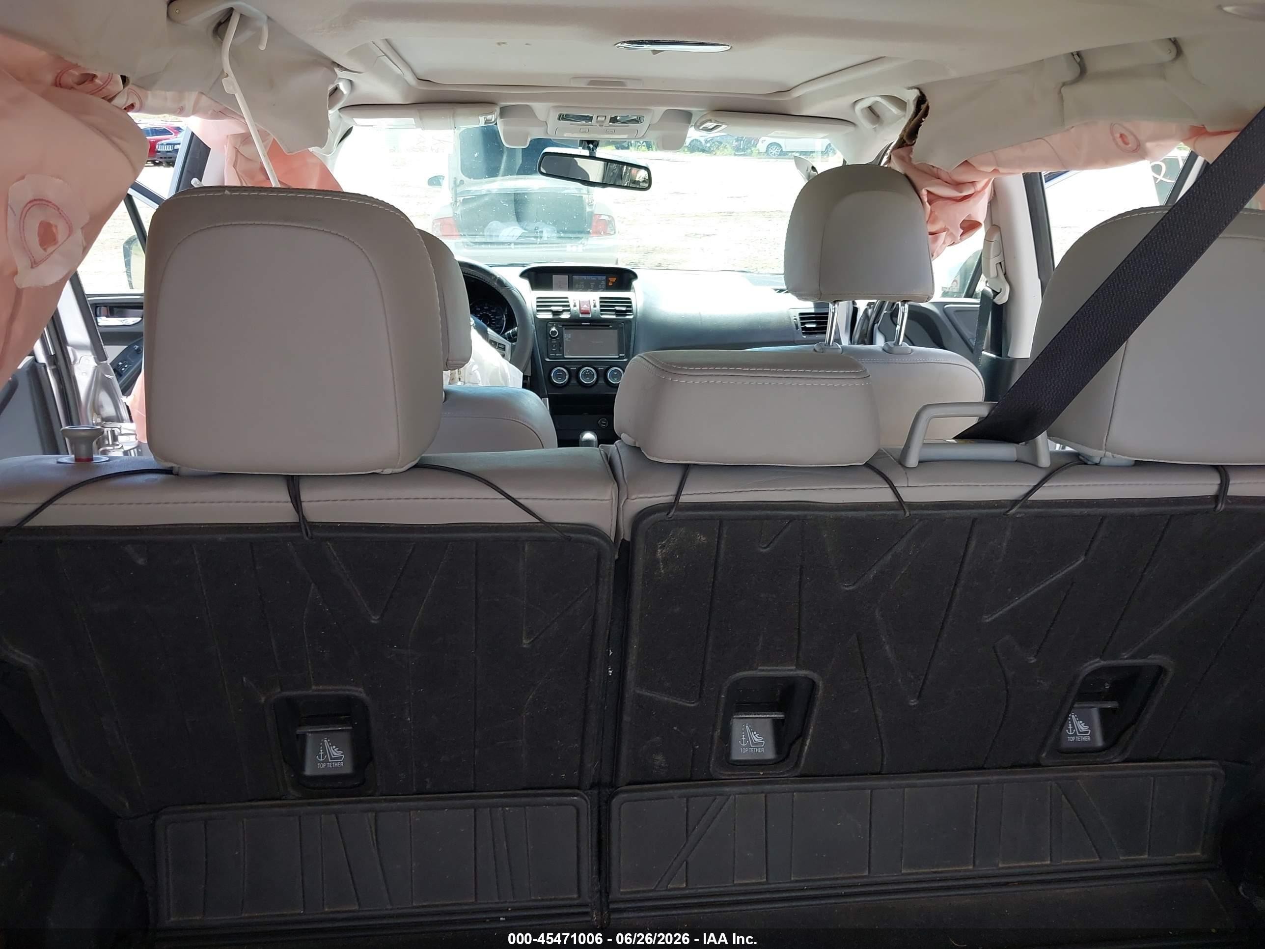 2015 Subaru Forester 2.5i Touring Silver vin: JF2SJAWC0FH553126