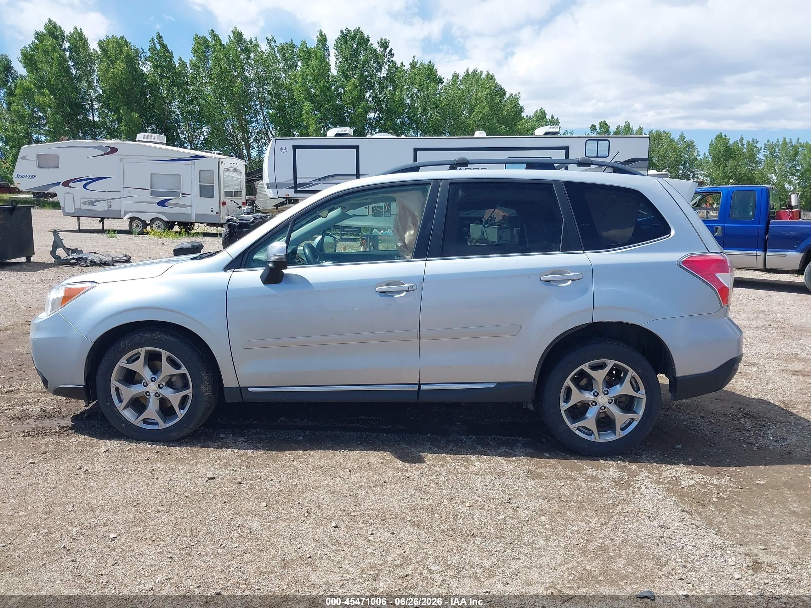 2015 Subaru Forester 2.5i Touring Silver vin: JF2SJAWC0FH553126
