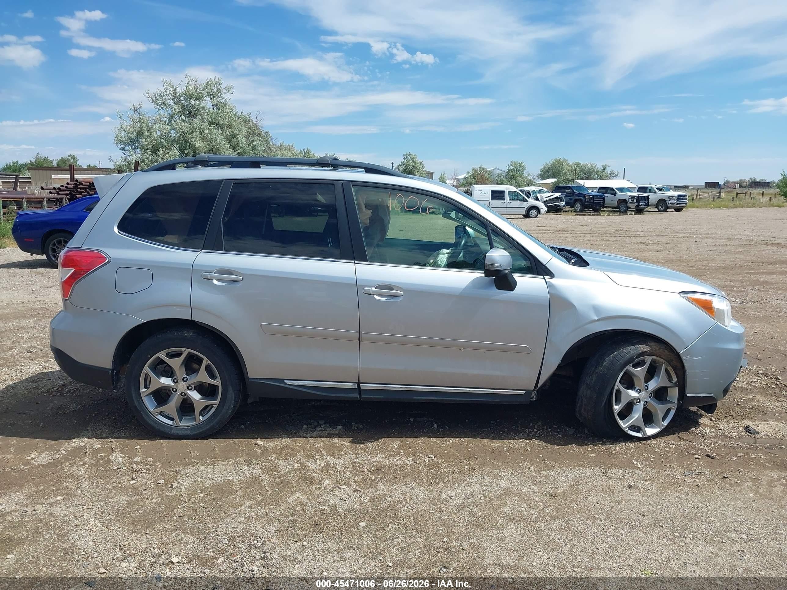 2015 Subaru Forester 2.5i Touring Silver vin: JF2SJAWC0FH553126