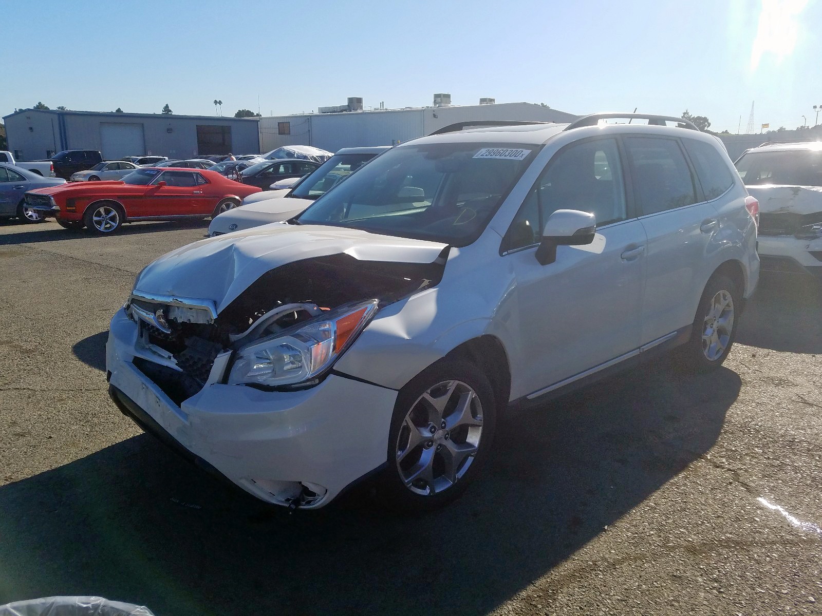 2015 Subaru Forester 2.5i Touring White vin: JF2SJAWC0FH813699