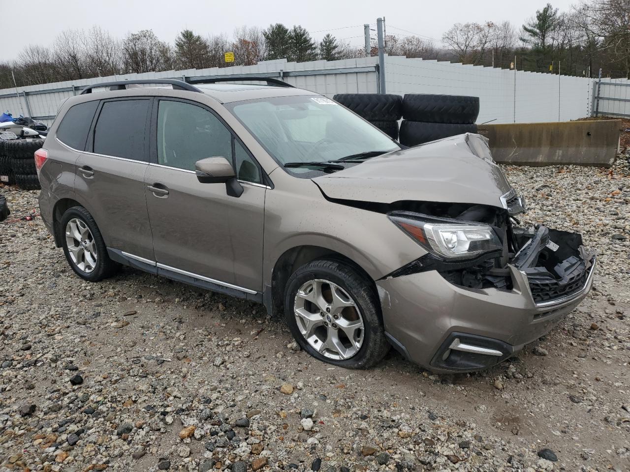 2018 Subaru Forester 2.5i Touring Brown vin: JF2SJAWC0JH474371