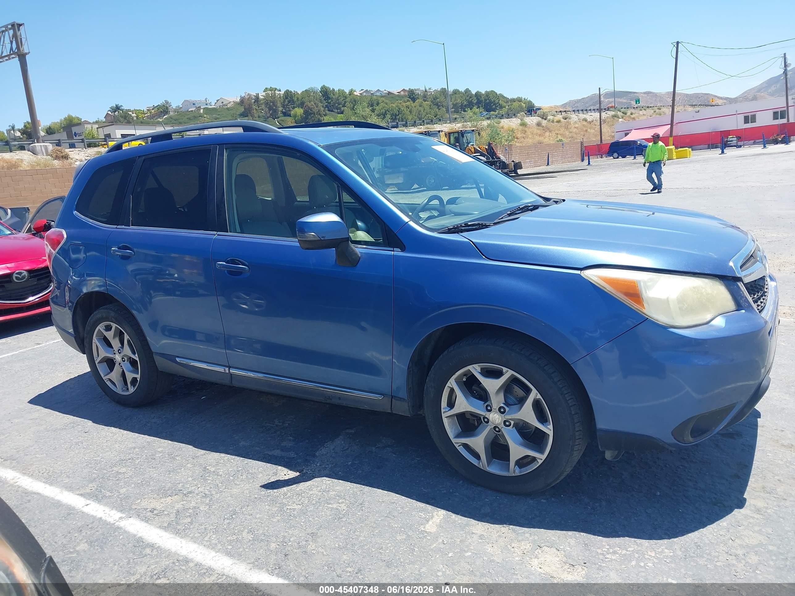2015 Subaru Forester 2.5i Touring Blue vin: JF2SJAWC1FH548615
