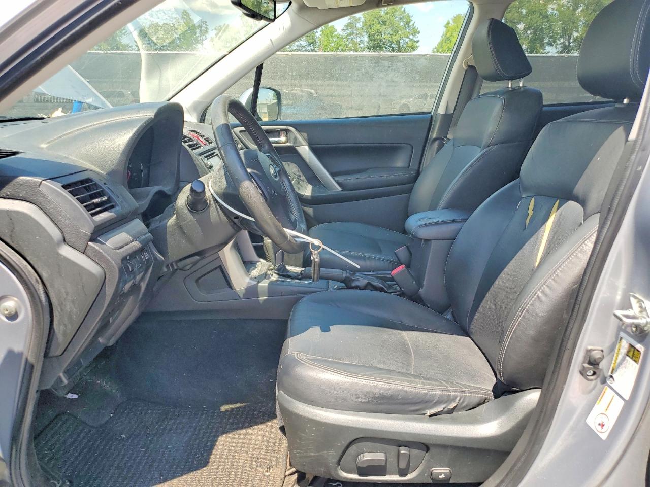 2015 Subaru Forester 2.5i Touring Серебряный vin: JF2SJAWC1FH829944