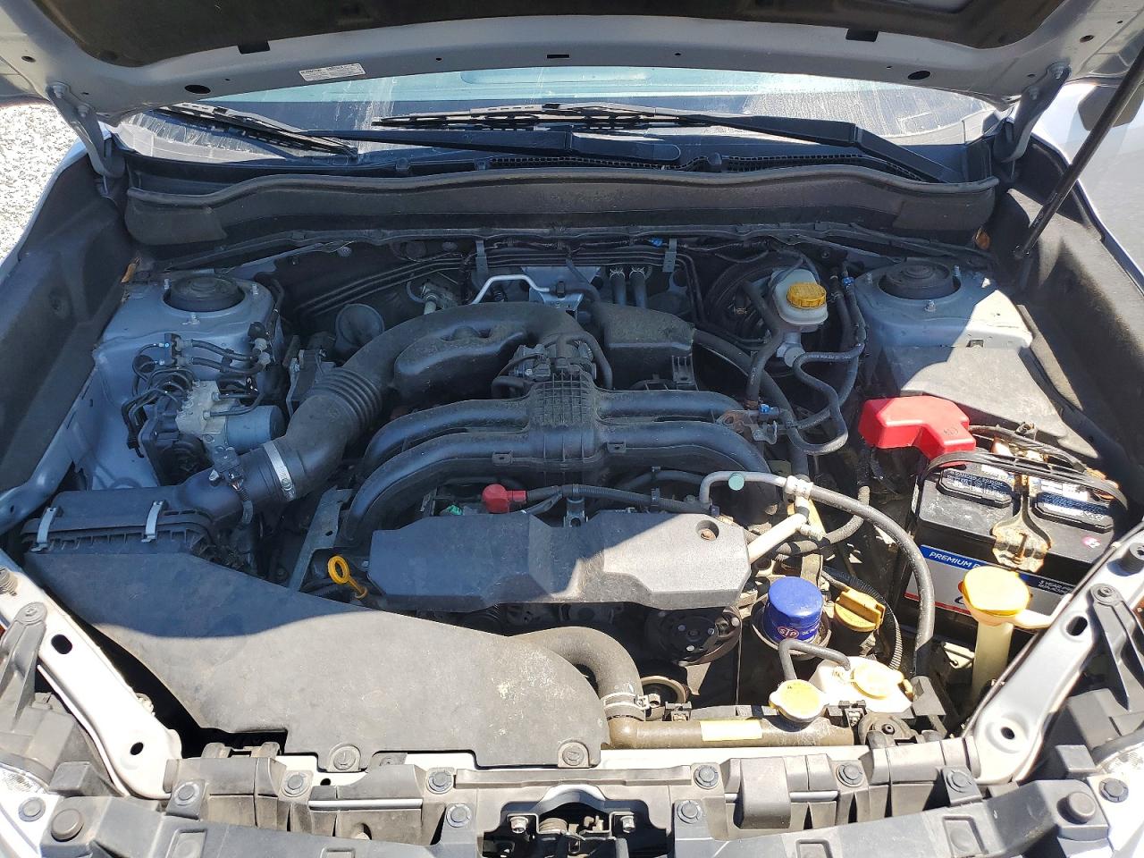 2015 Subaru Forester 2.5i Touring Серебряный vin: JF2SJAWC1FH829944