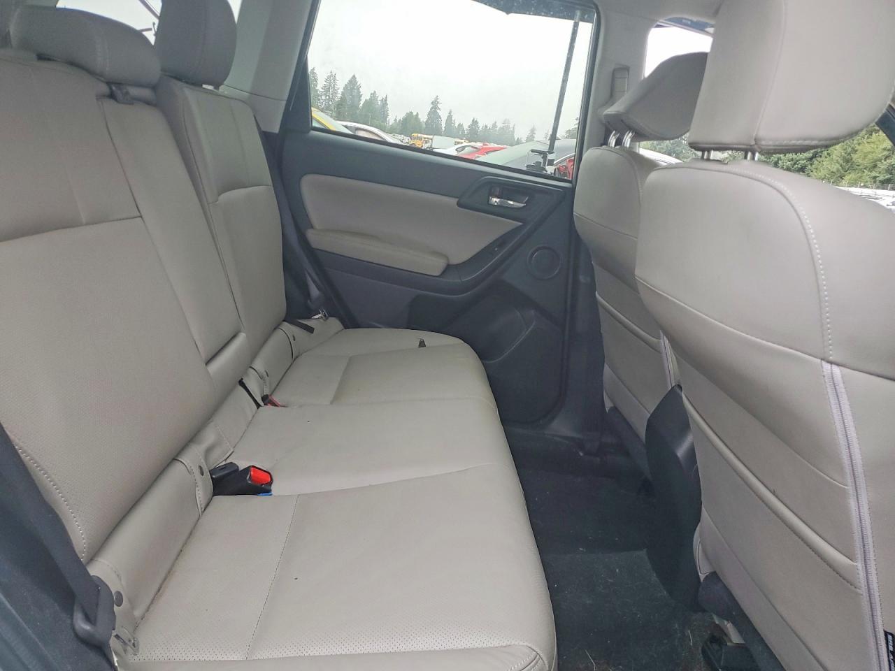 2015 Subaru Forester 2.5i Touring Серебряный vin: JF2SJAWC2FH826874