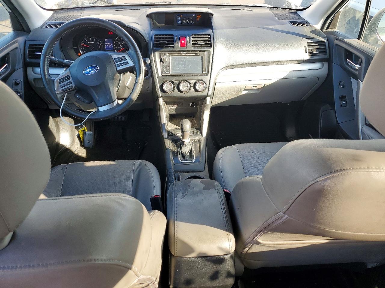 2015 Subaru Forester 2.5i Touring White vin: JF2SJAWC3FH418755