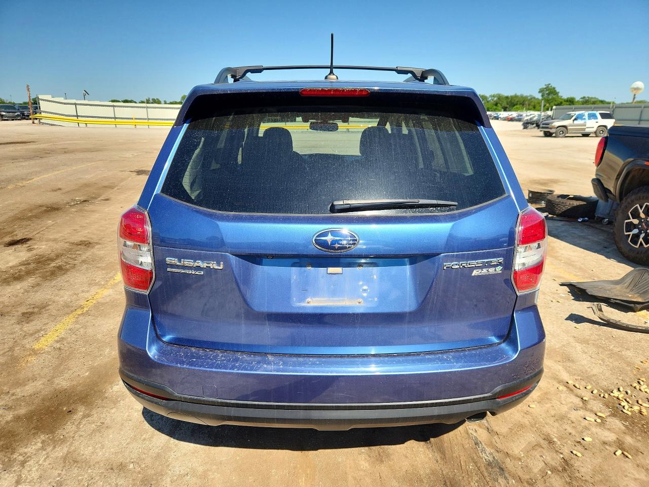 2015 Subaru Forester 2.5i Touring Blue vin: JF2SJAWC3FH598383