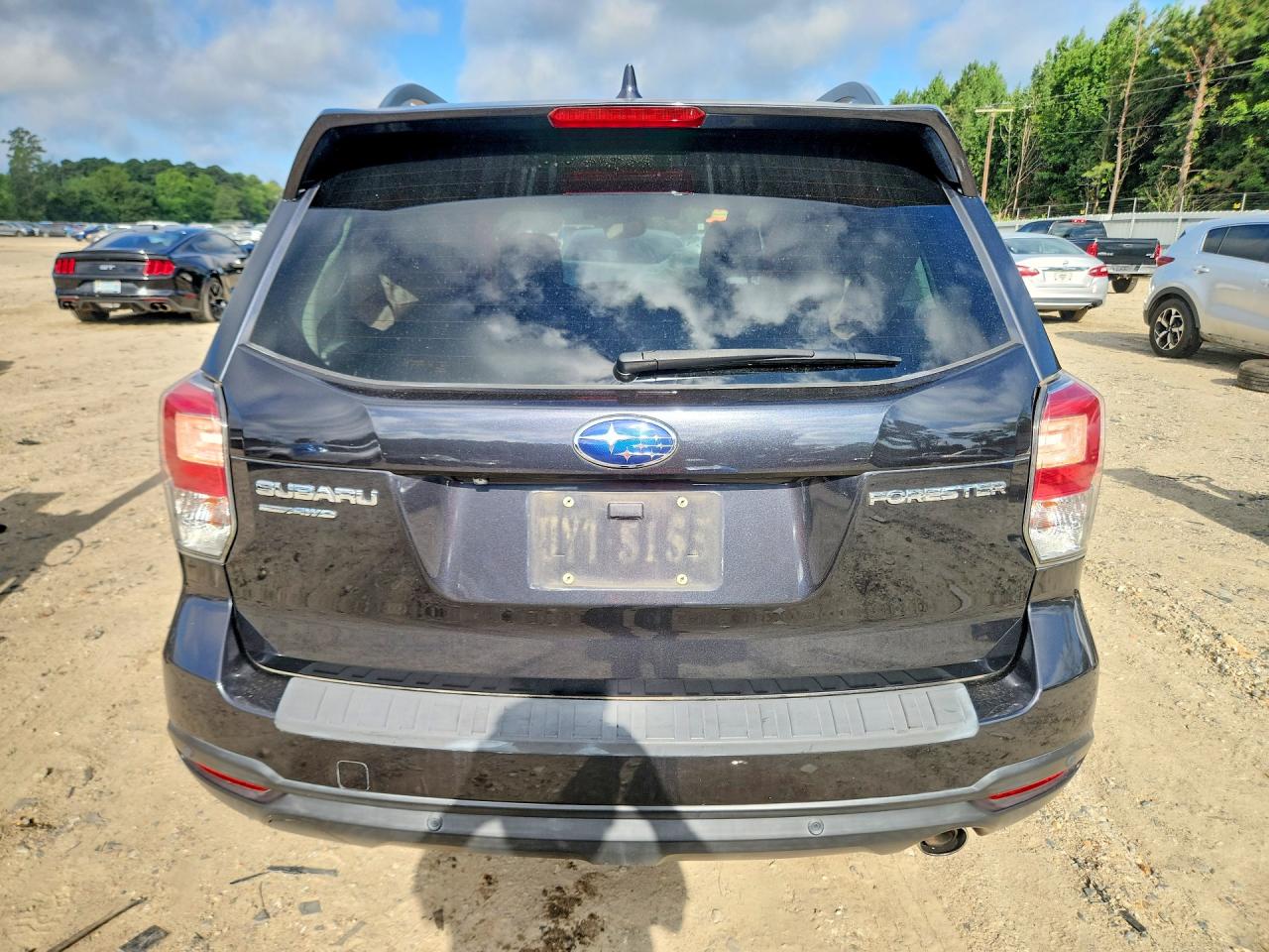2018 Subaru Forester 2.5i Touring Charcoal vin: JF2SJAWC3JH472047